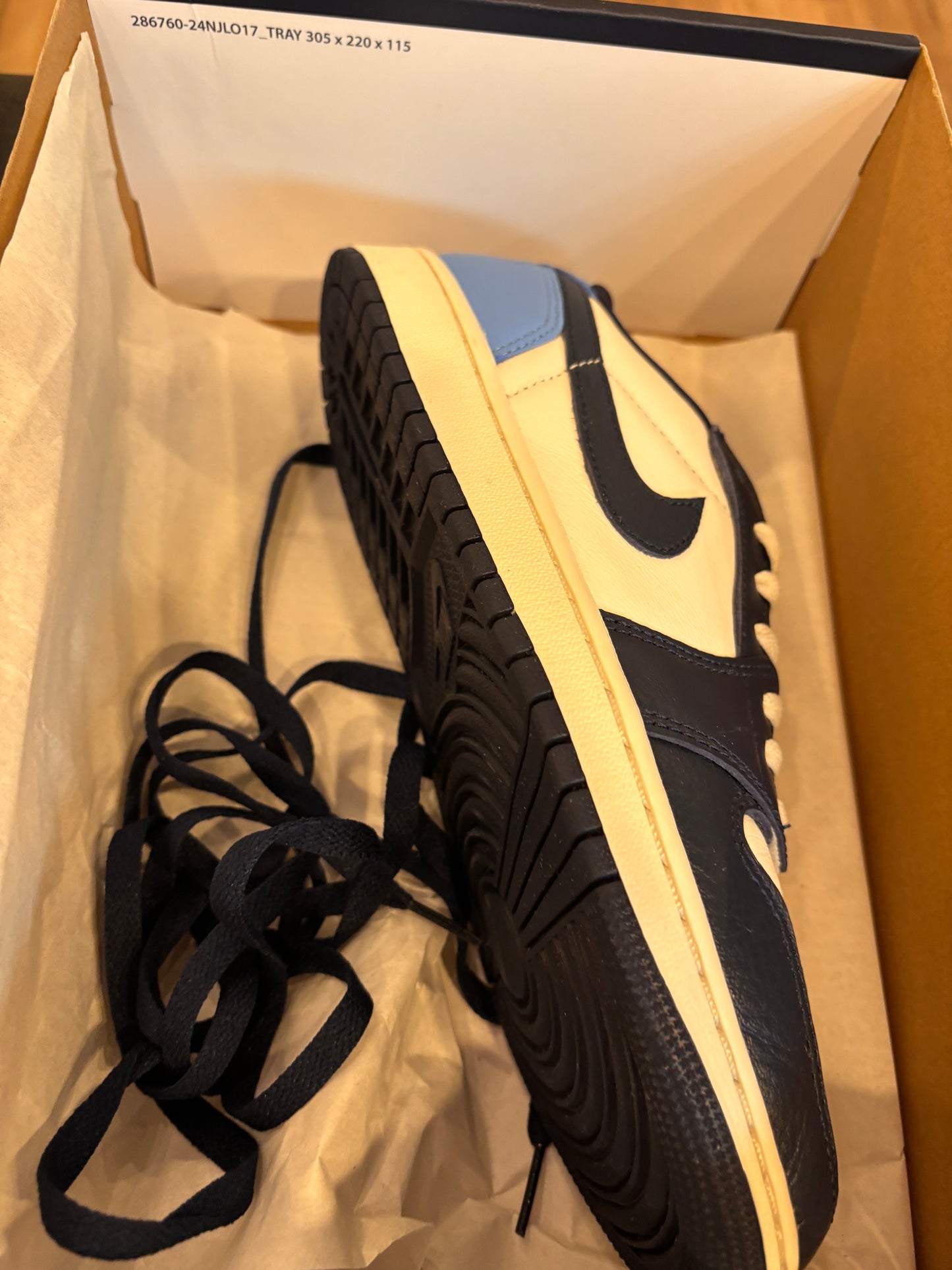 Jordan 1 Low Obsidian Size 8 Pre-Owned