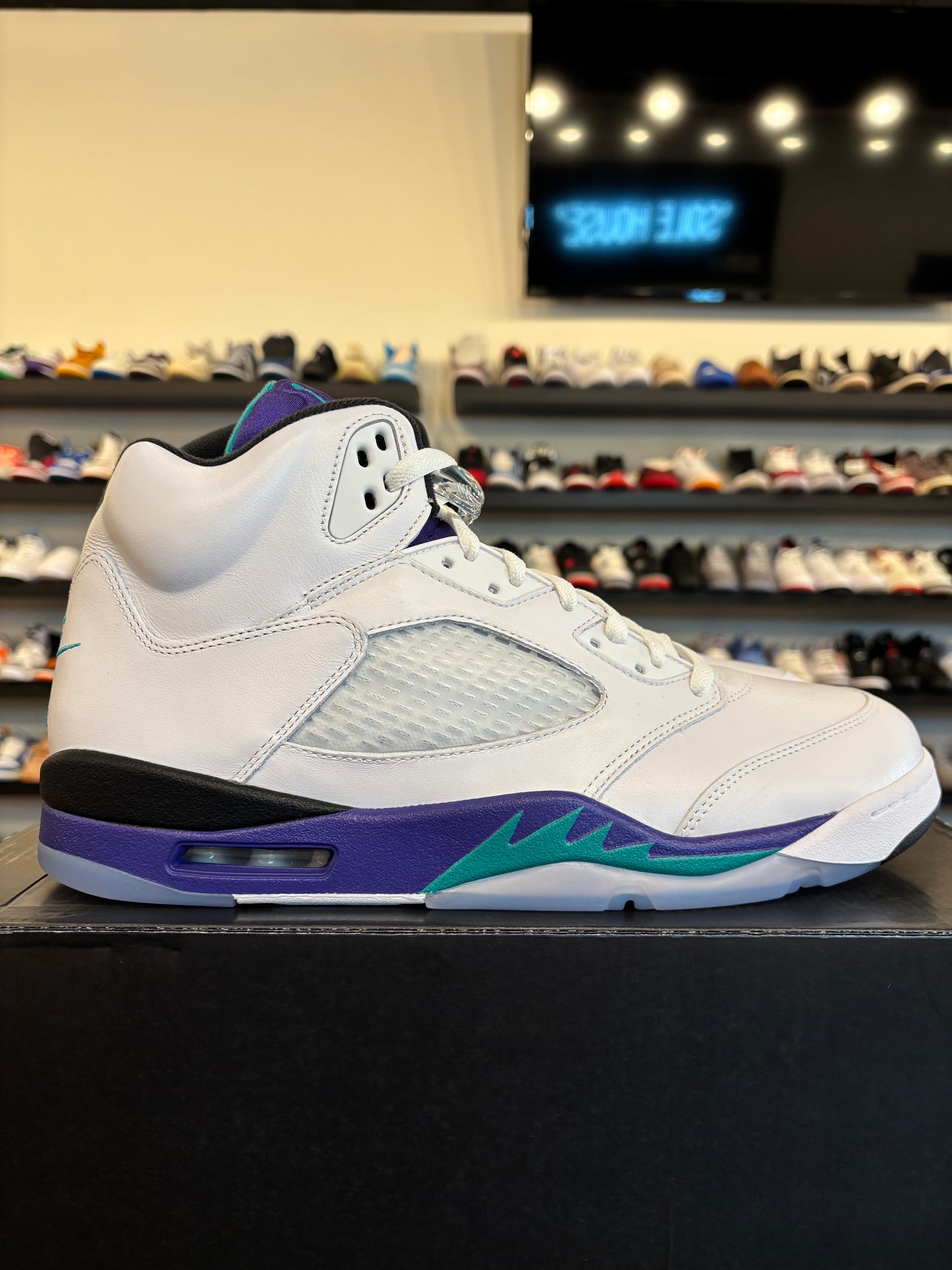 Jordan 5 Grape 2025 Size 14 Brand New