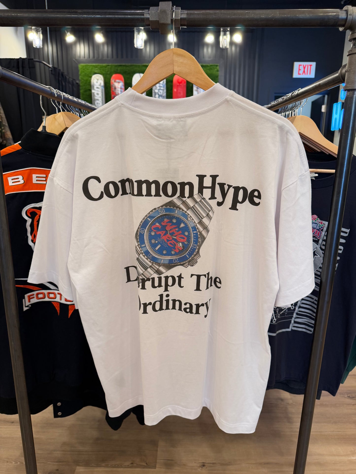 Common Disrupt Time Tee White Size Large Brand New