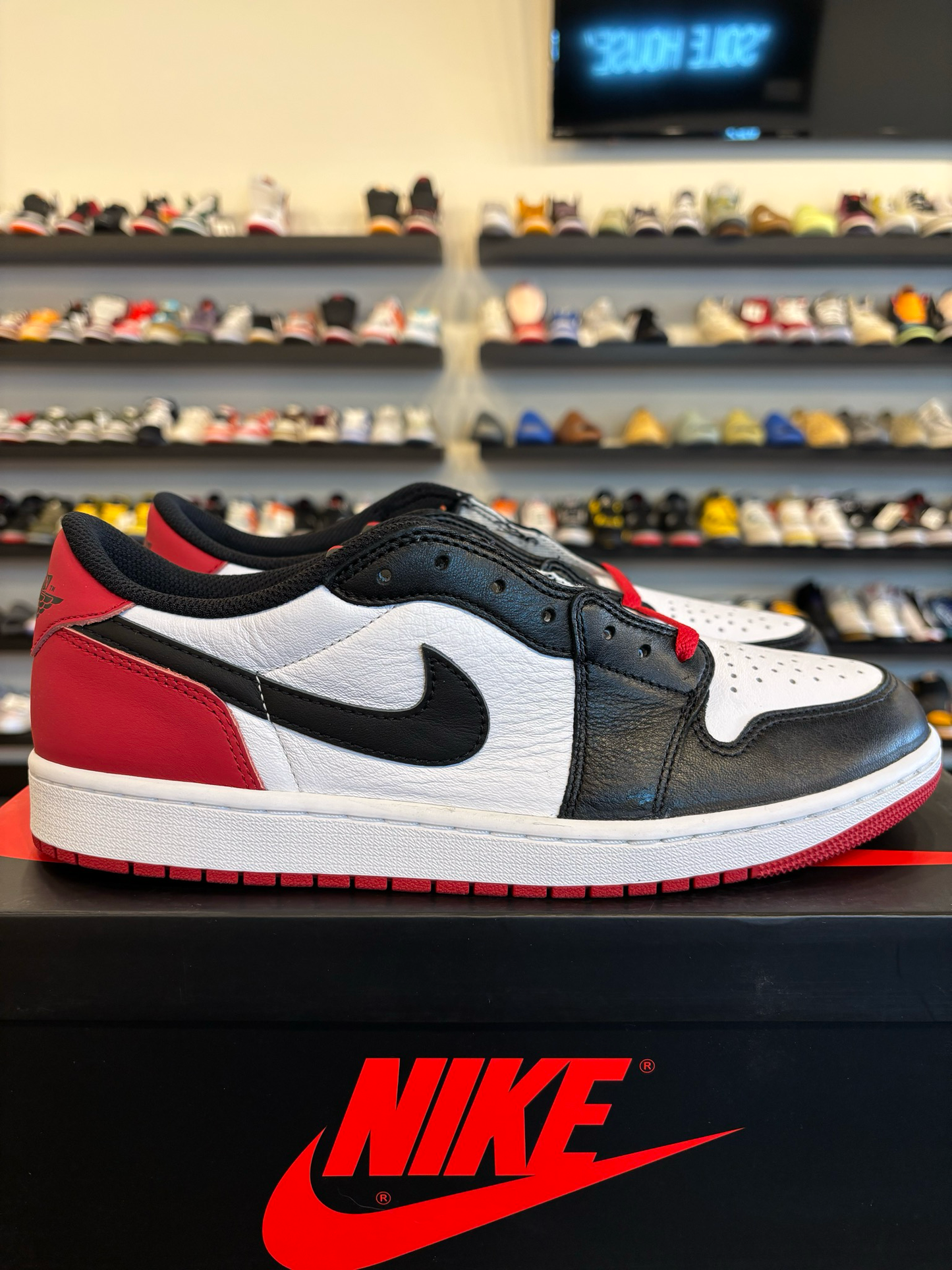 Jordan 1 Low Black Toe Size 10.5 Brand New