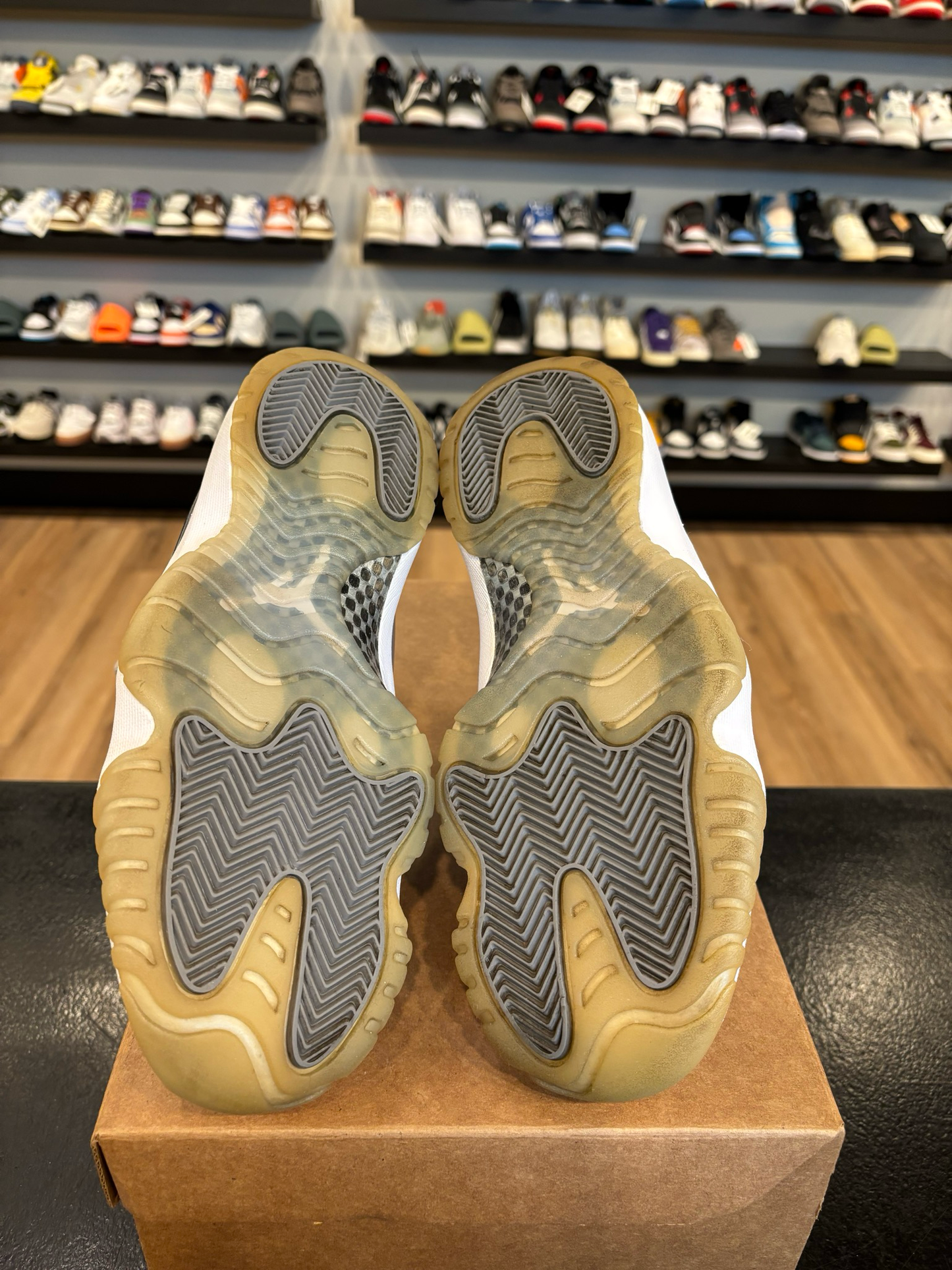 Jordan 11 Cool Grey Size 8 Pre-Owned (No Box)