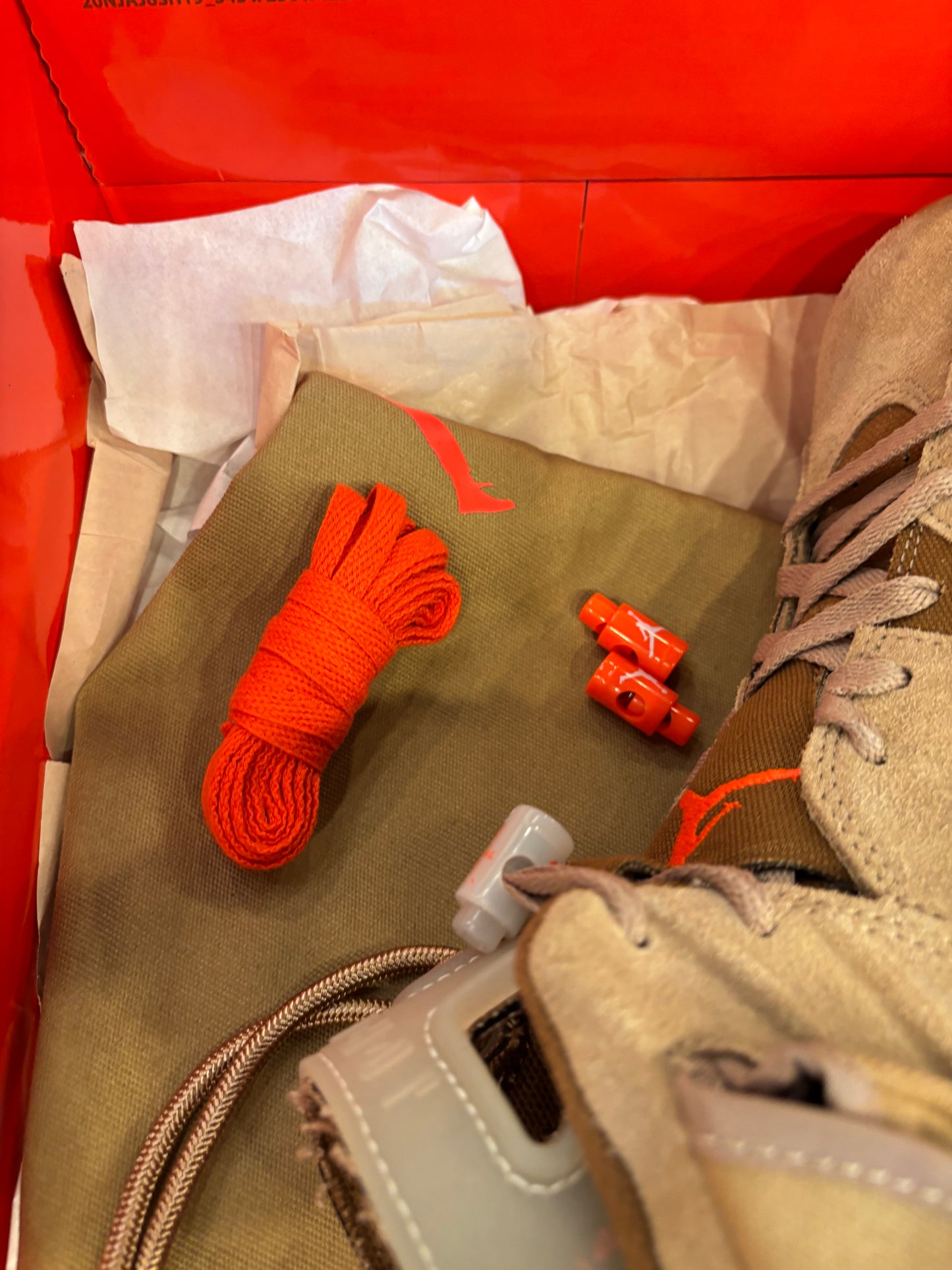 Jordan 6 Travis Scott British Khaki Size 9 Pre-Owned