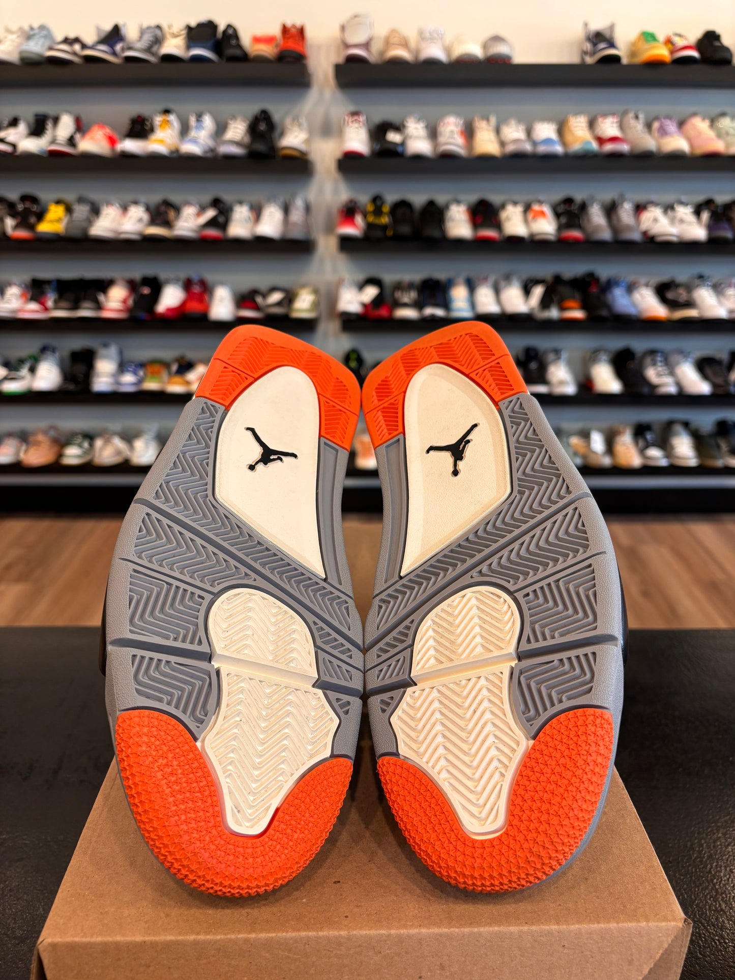 Jordan 4 Starfish Size 10.5 (12W) Pre-Owned (No Box)