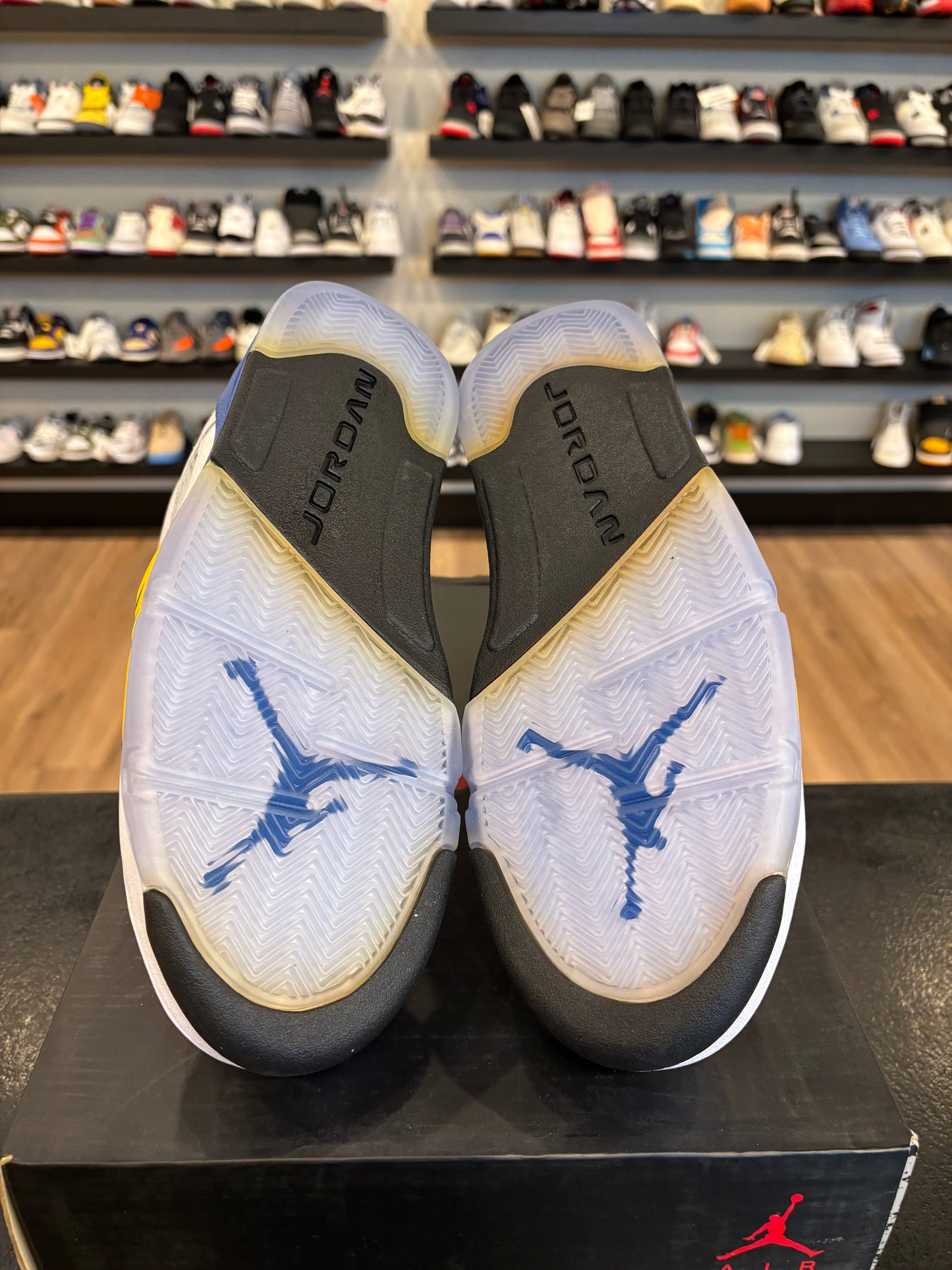 Jordan 5 Laney 2013 Size 9 Brand New
