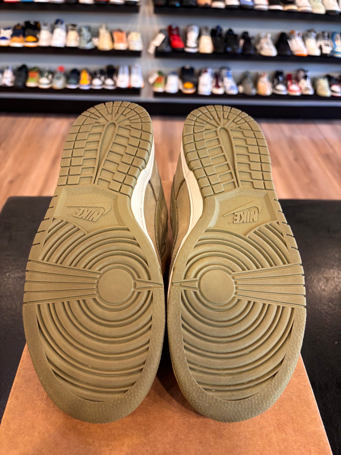 Nike Dunk Low Neutral Olive Size 7 (8.5W) Pre-Owned (No Box)