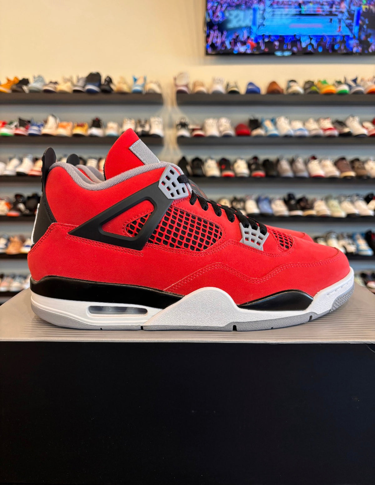 Jordan 4 Toro Bravo 2026 Size 11 Brand New