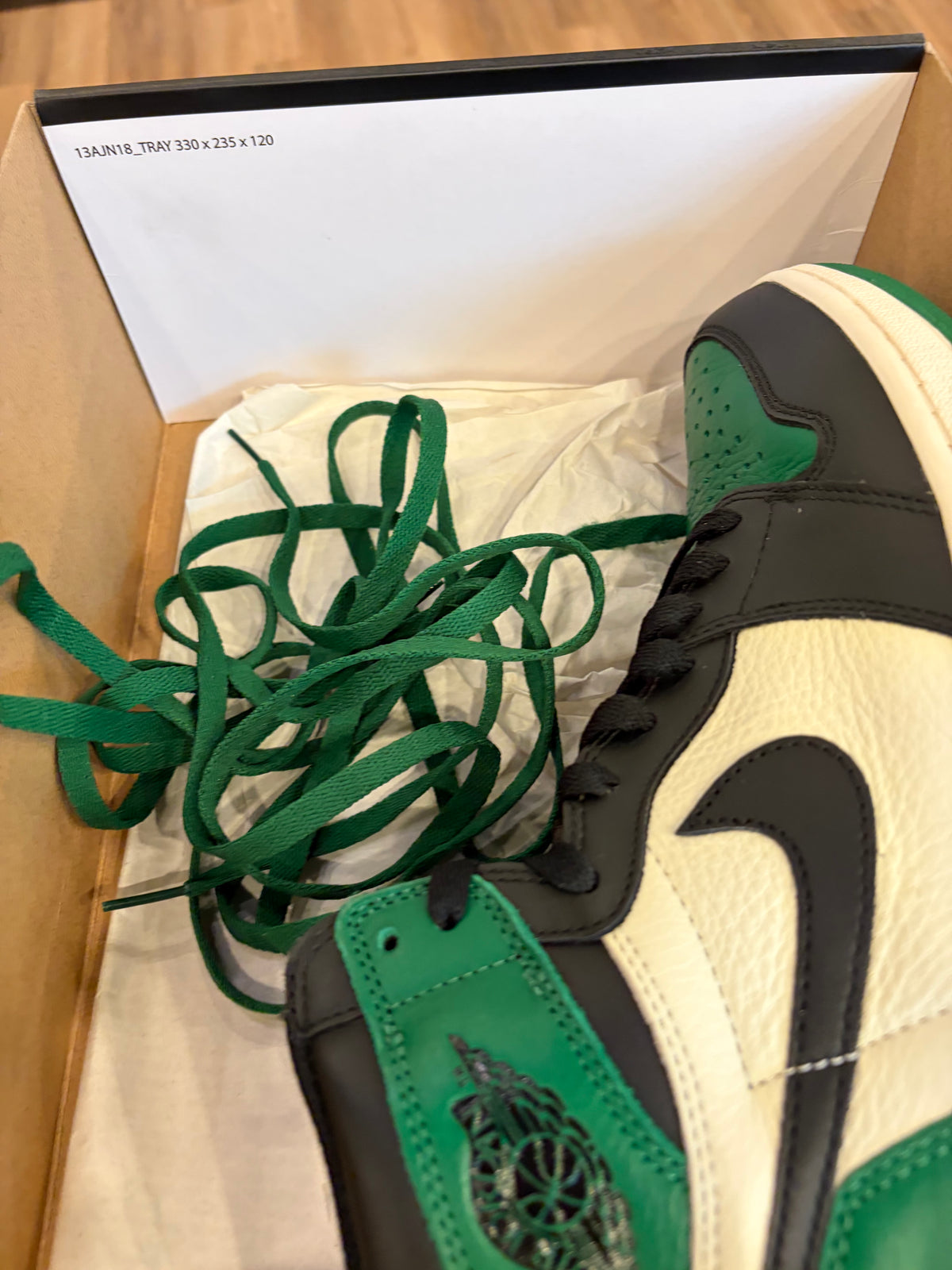 Jordan 1 Pine Green 1.0 Size 10 Pre-Owned