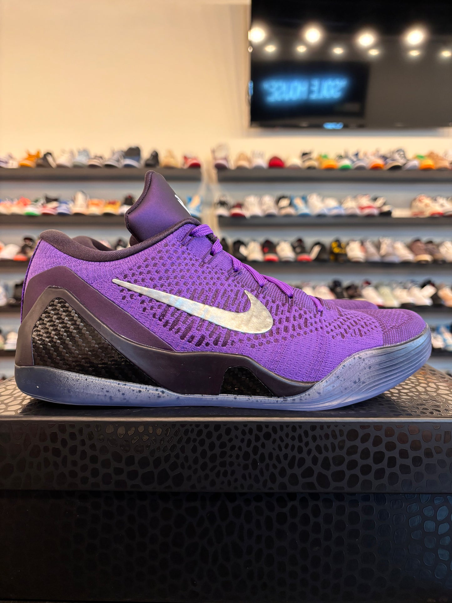 Nike Kobe 9 Low Protro Moonwalker Size 10 Brand New
