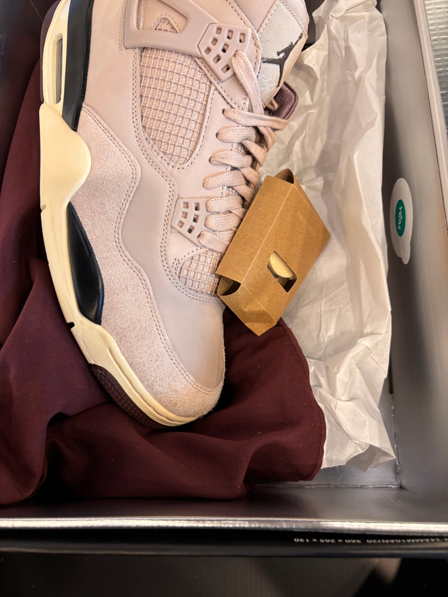 Jordan 4 A Ma Maniere Fossil Size 12 (13.5W) Pre-Owned