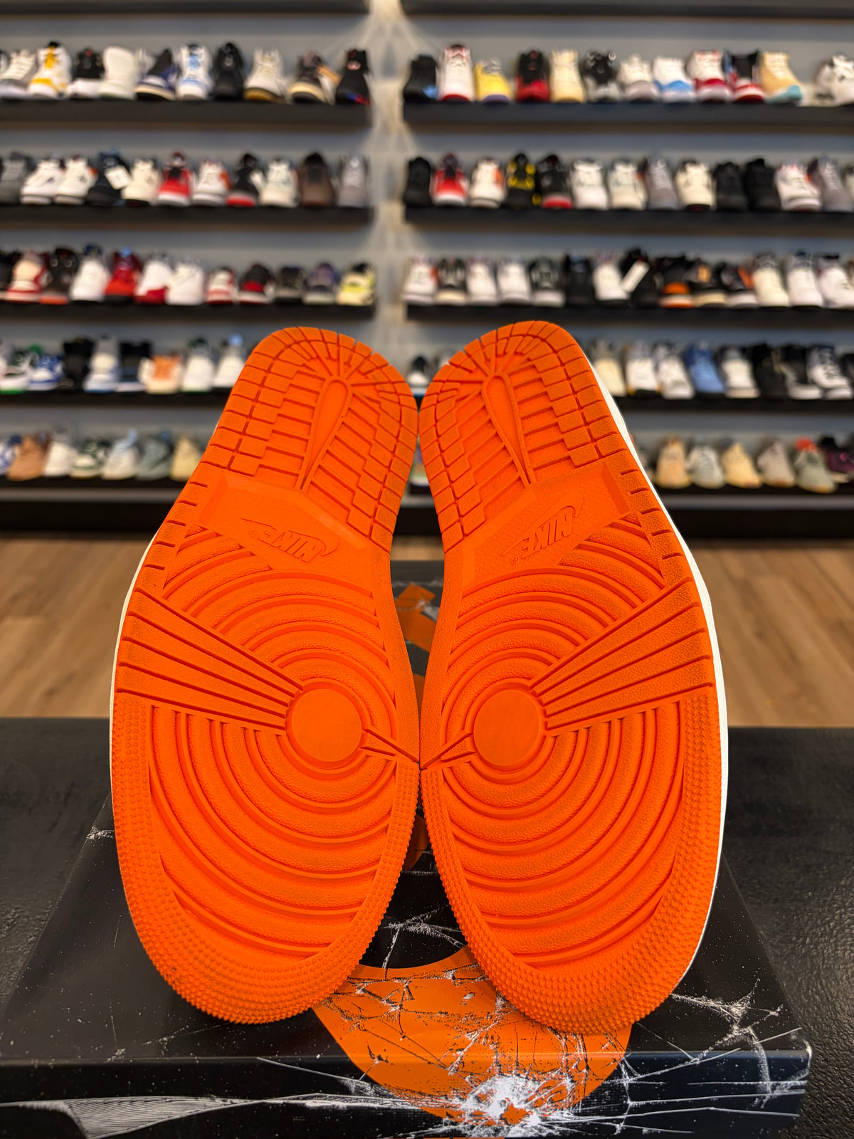 Jordan 1 Shattered Backboard 2025 Size 11 Pre-Owned