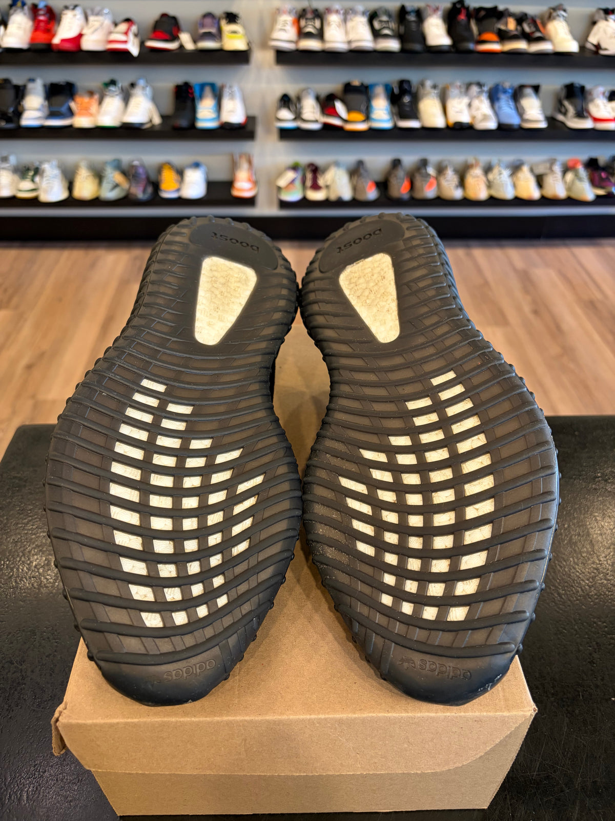 Yeezy 350 V2 Bred Size 13 Pre-Owned (No Box)