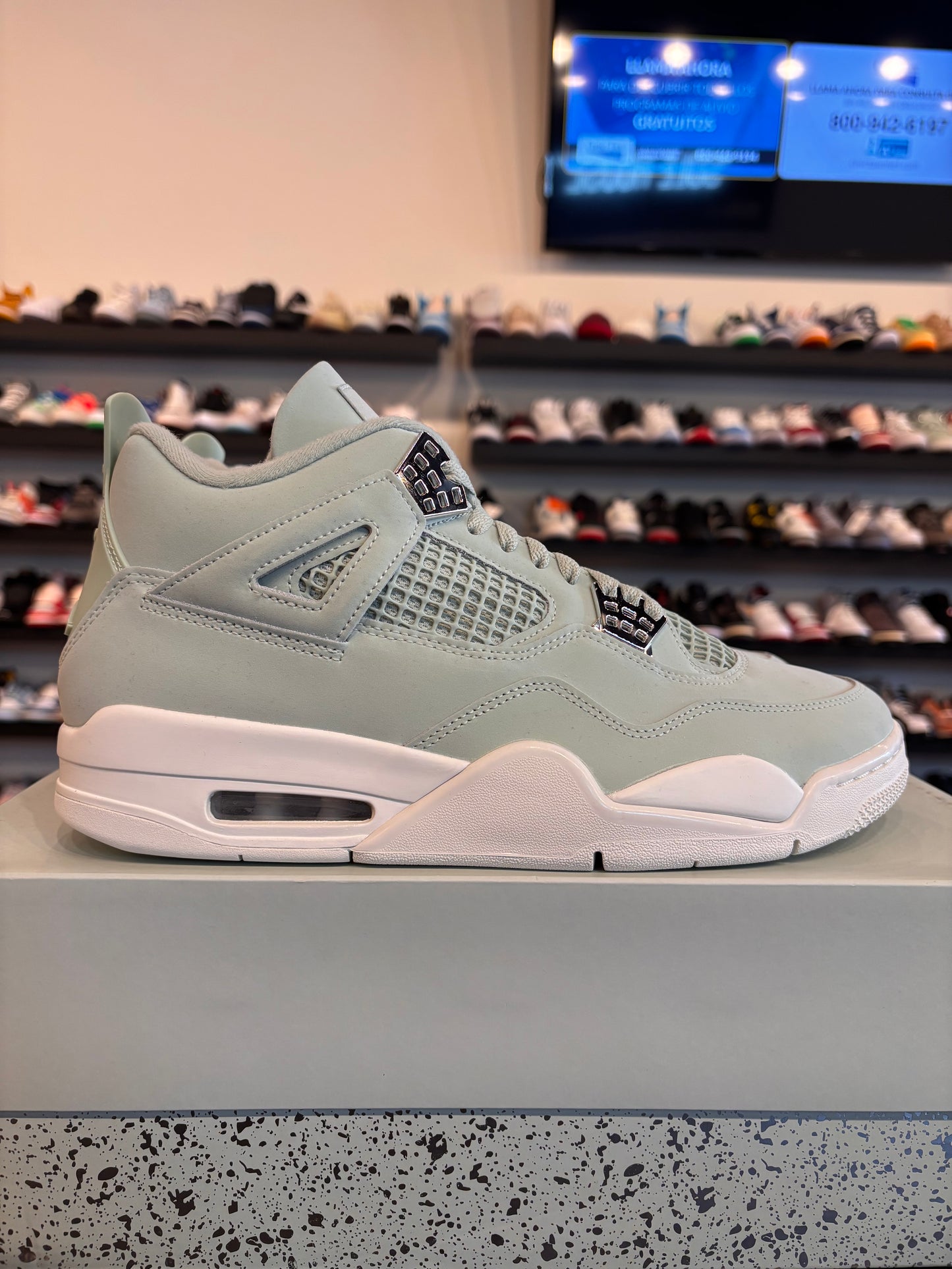 Jordan 4 Seafoam Size 10 (11.5W) Brand New