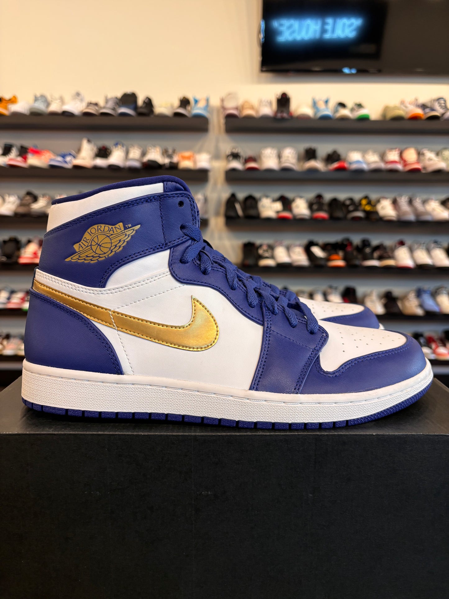Jordan 1 Gold Metal Size 10.5 Brand New