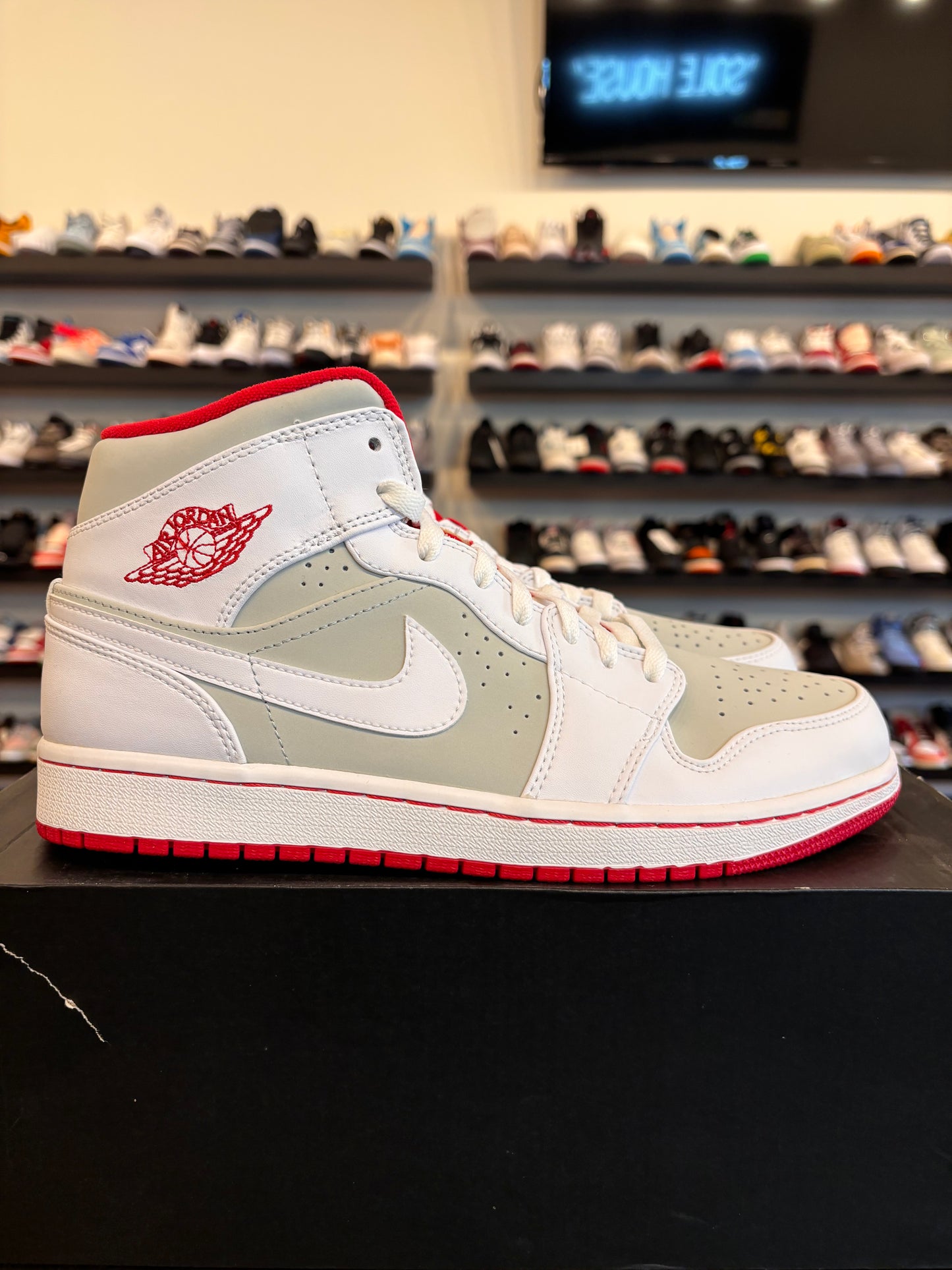 Jordan 1 Hare 2015 Size 10 Brand New