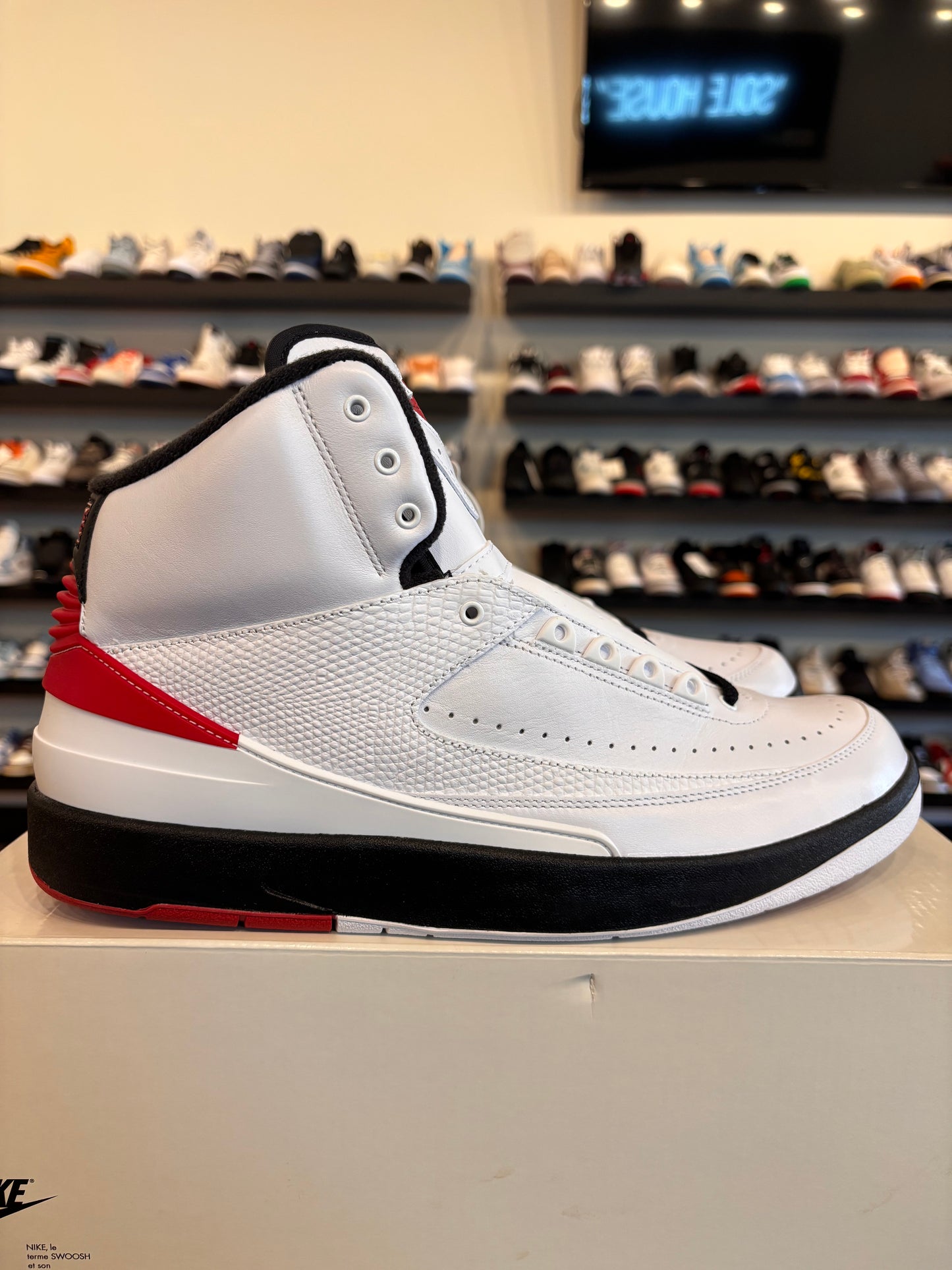 Jordan 2 Chicago Size 13 Brand New