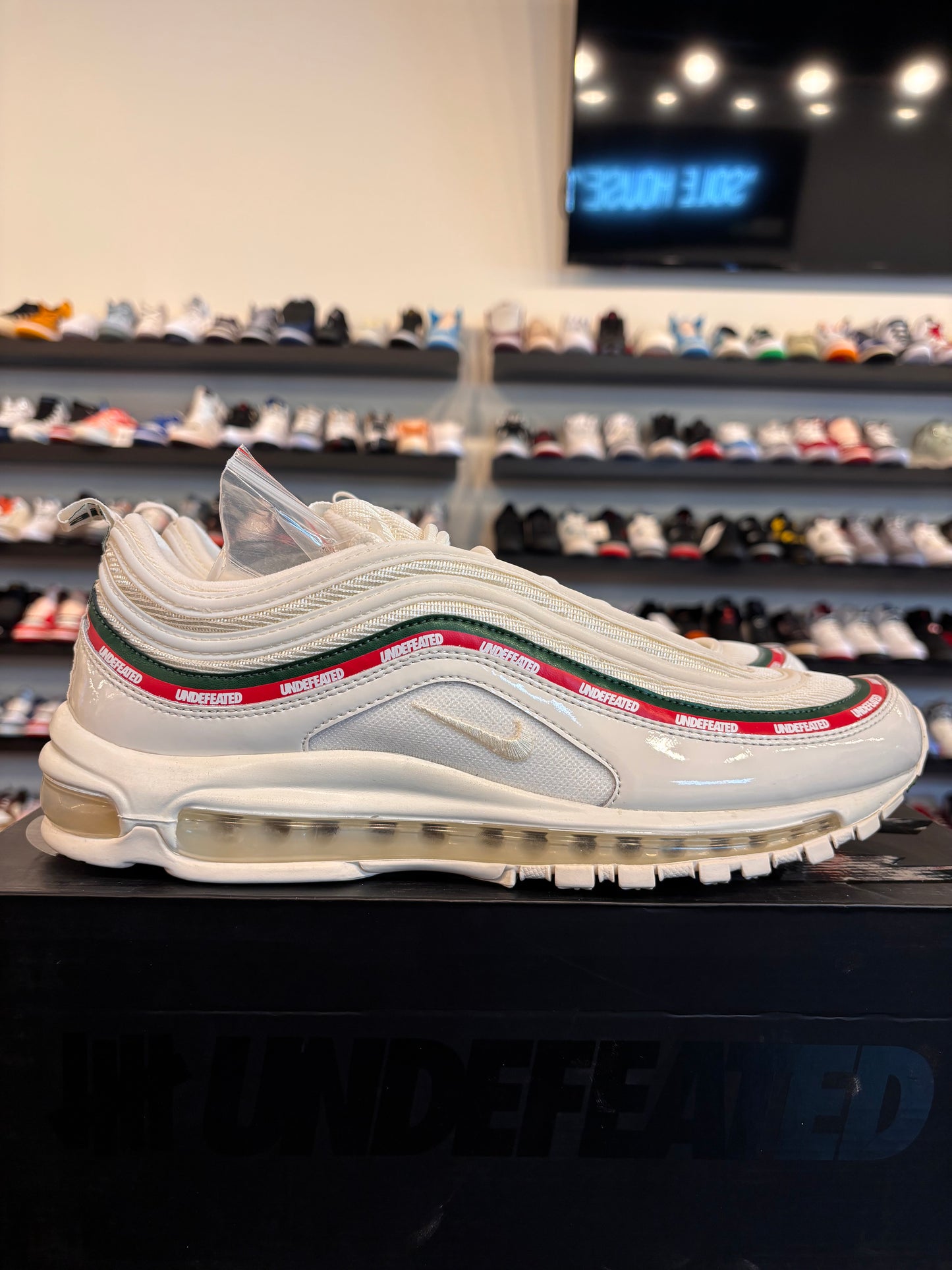 Nike Air Max 97 Undefeated White Size 12 Brand New