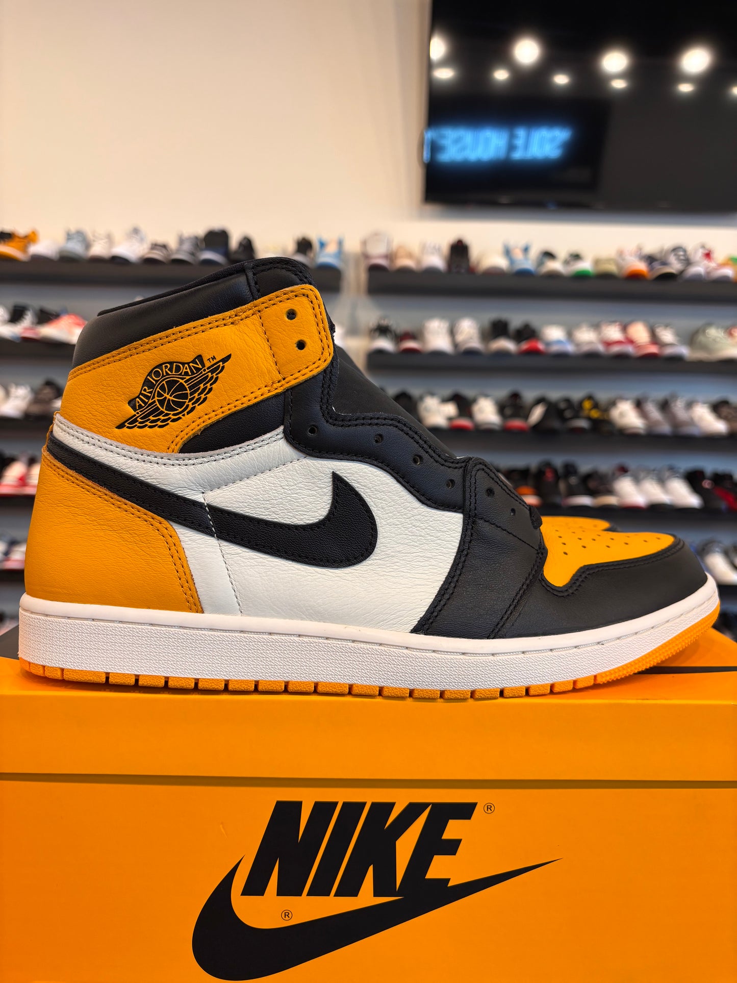 Jordan 1 Taxi Size 13 Brand New