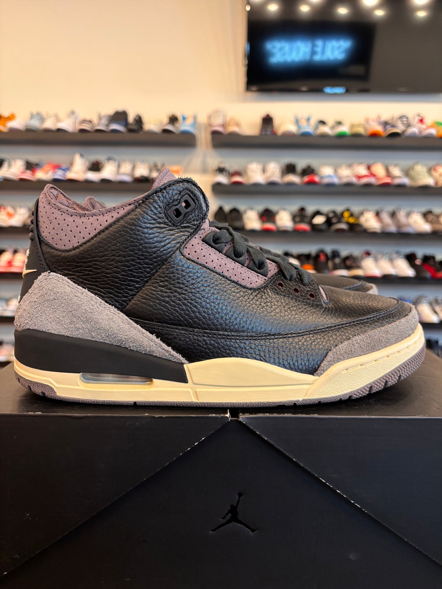 Jordan 3 A Ma Maniere Black Size 9.5 (11W) Brand New