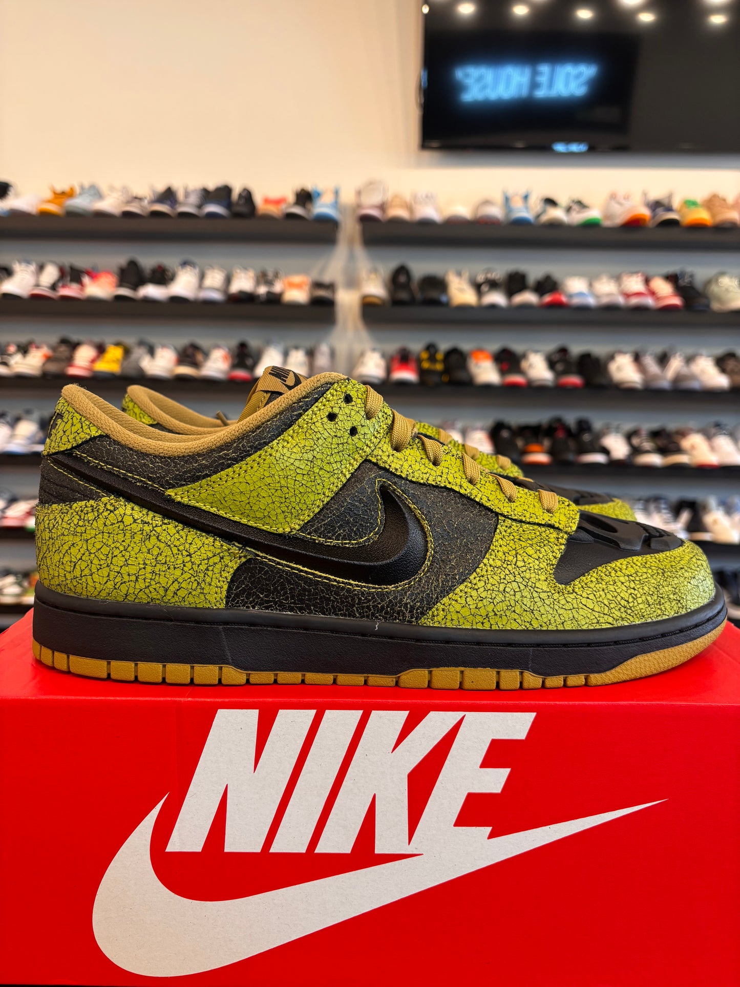 Nike Dunk Low Halloween Skull Size 12 Brand New
