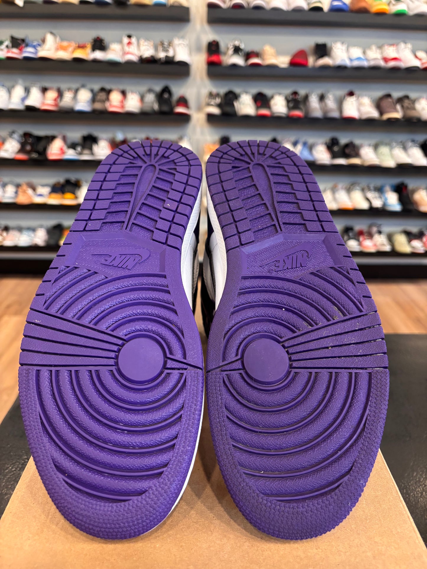 Jordan 1 Court Purple 2.0 Size 9 Pre-Owned (No Box)