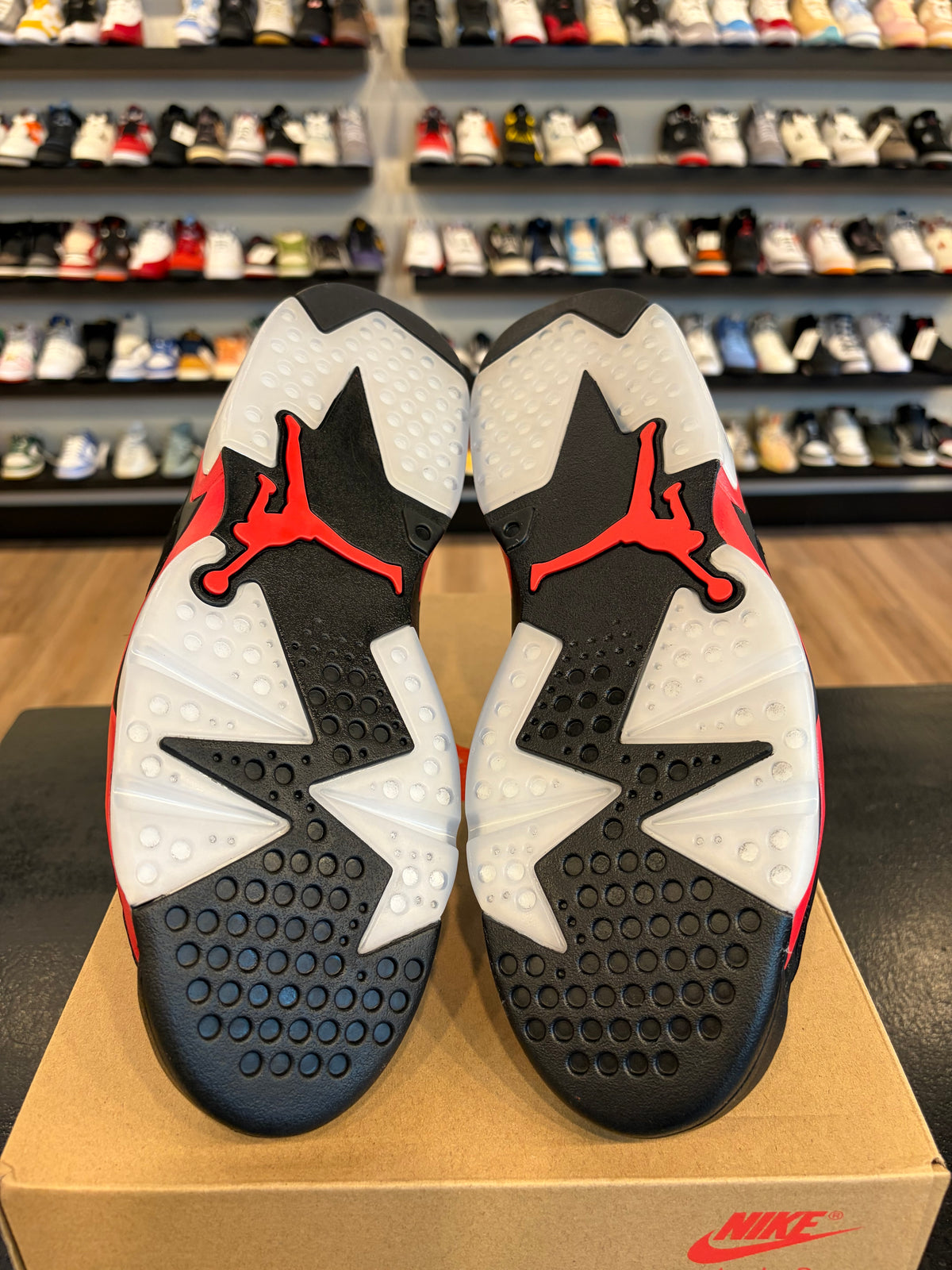 Jordan 6 Salesman Infrared Size 11 Pre-Owned