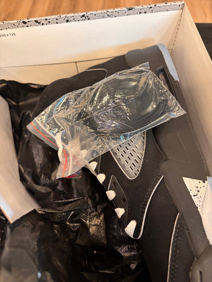 Jordan 5 Reimagined Black Metallic Size 9.5 Brand New