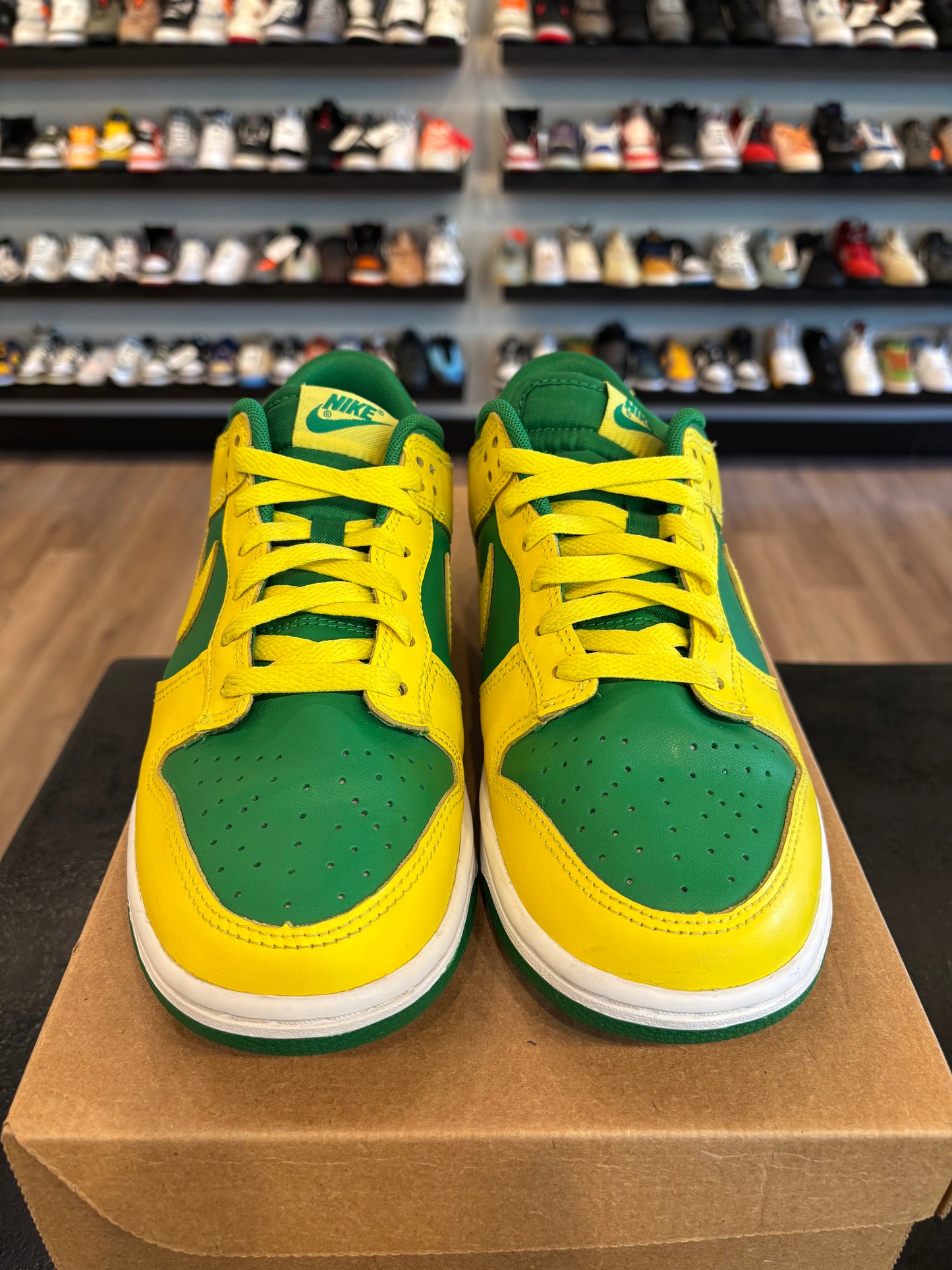 Nike Dunk Low Reverse Brazil Size 8 Pre-Owned (No Box)