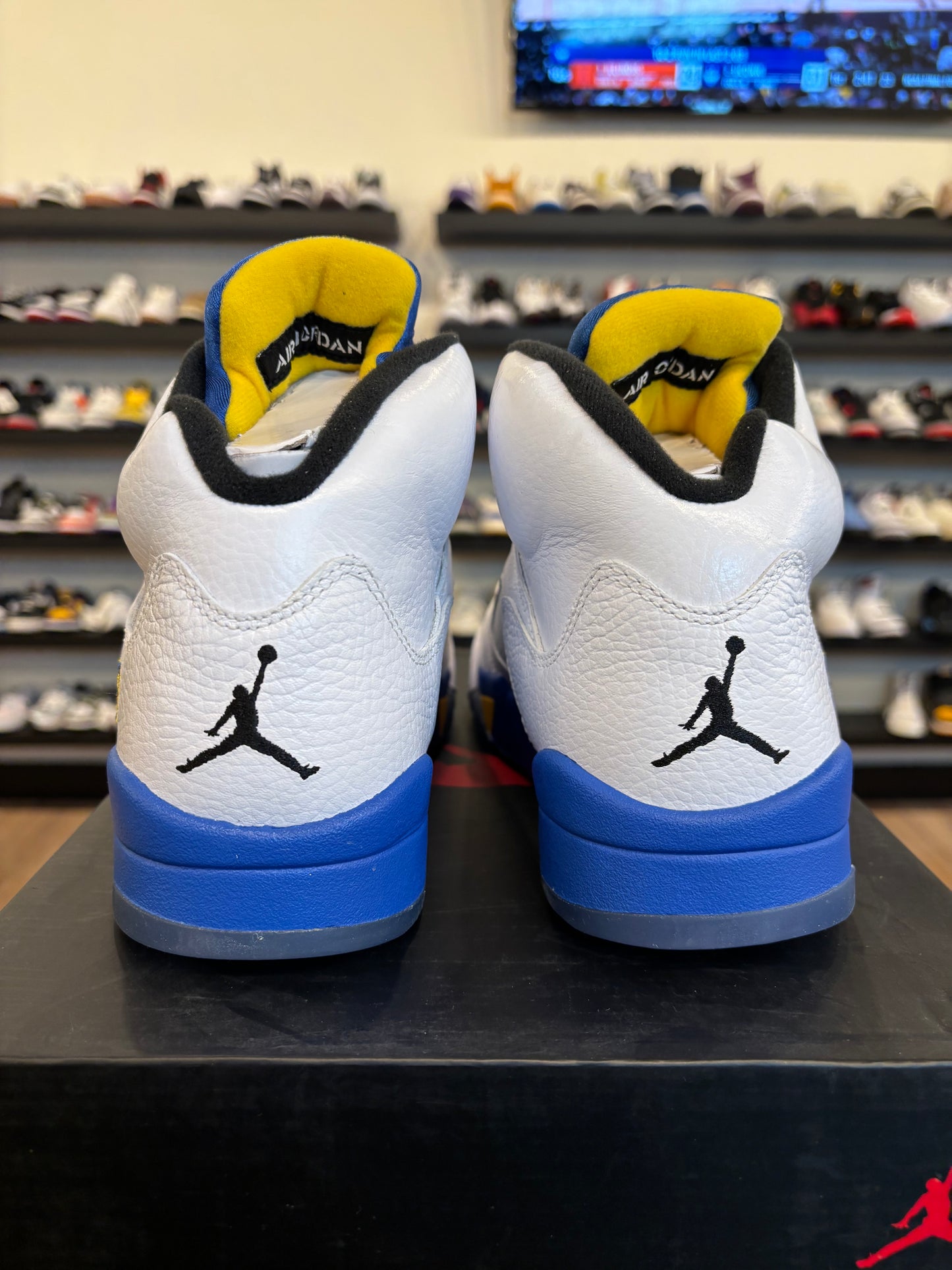 Jordan 5 Laney 2013 Size 9 Brand New