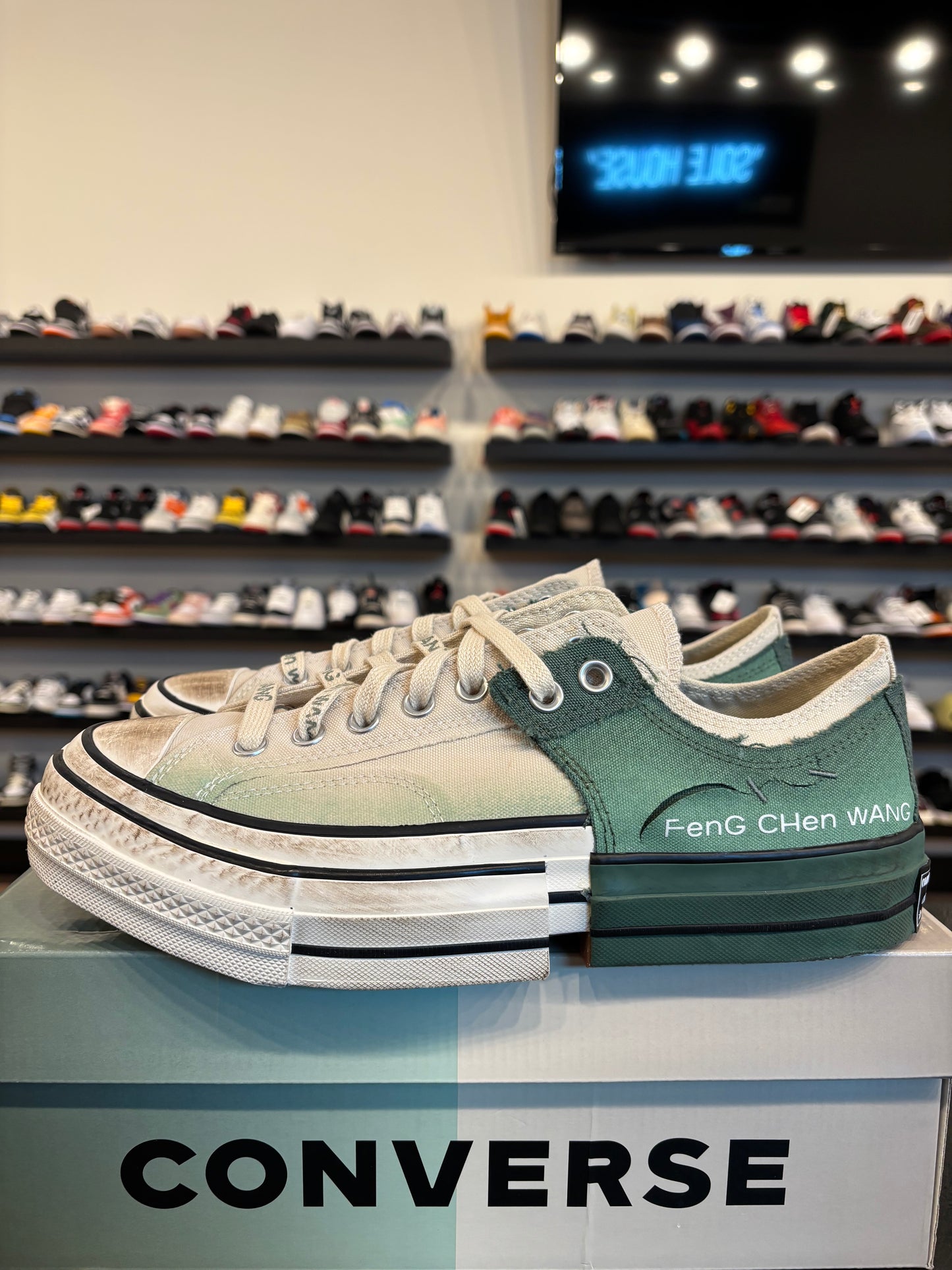 Converse Chuck Taylor Feng Chen Wang Myrtle Size 9 Brand New