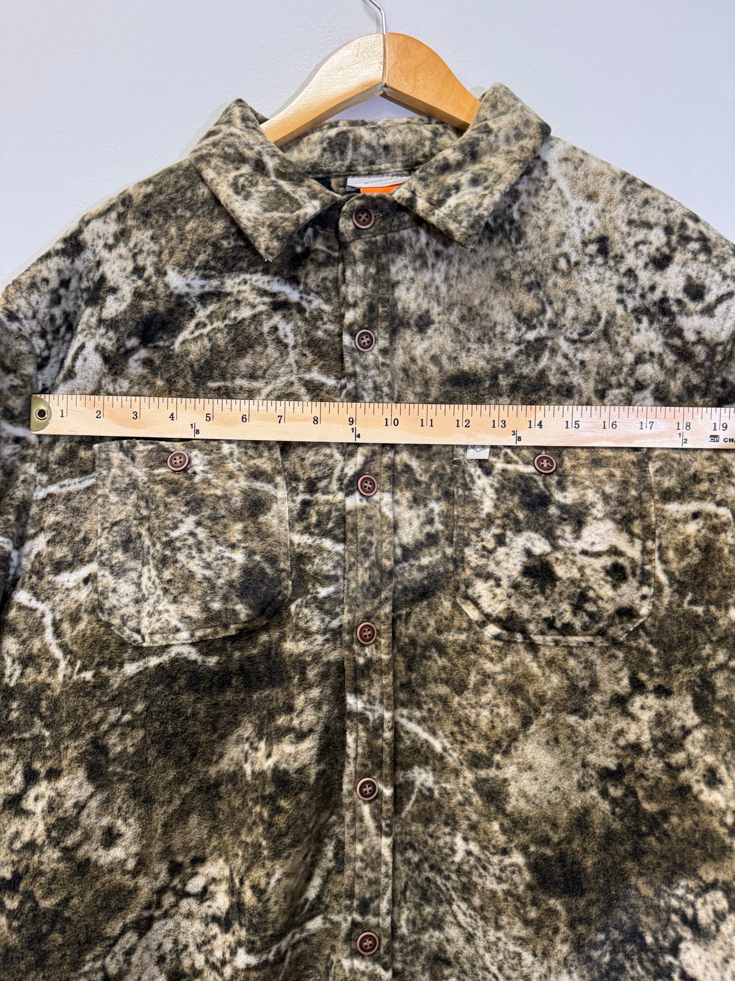 Camo Sherpa Button Down Size XL Vintage