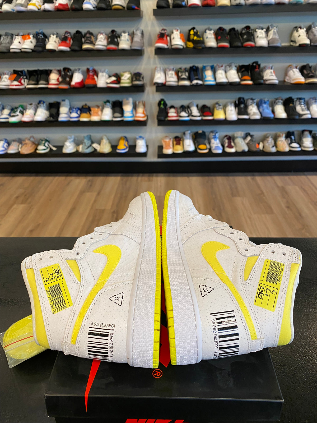 Jordan 1 First Class Size 4.5Y (6W) Brand New