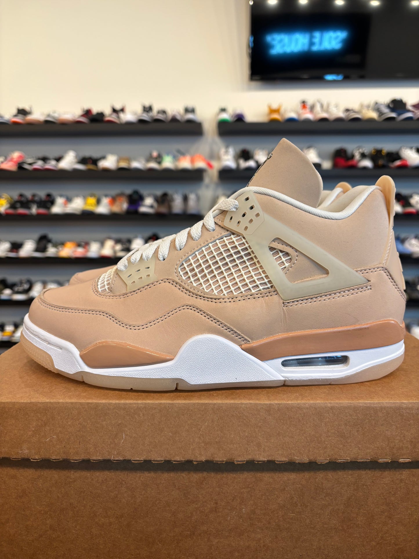 Jordan 4 Shimmer Size 8.5 (10W) Pre-Owned (No Box)