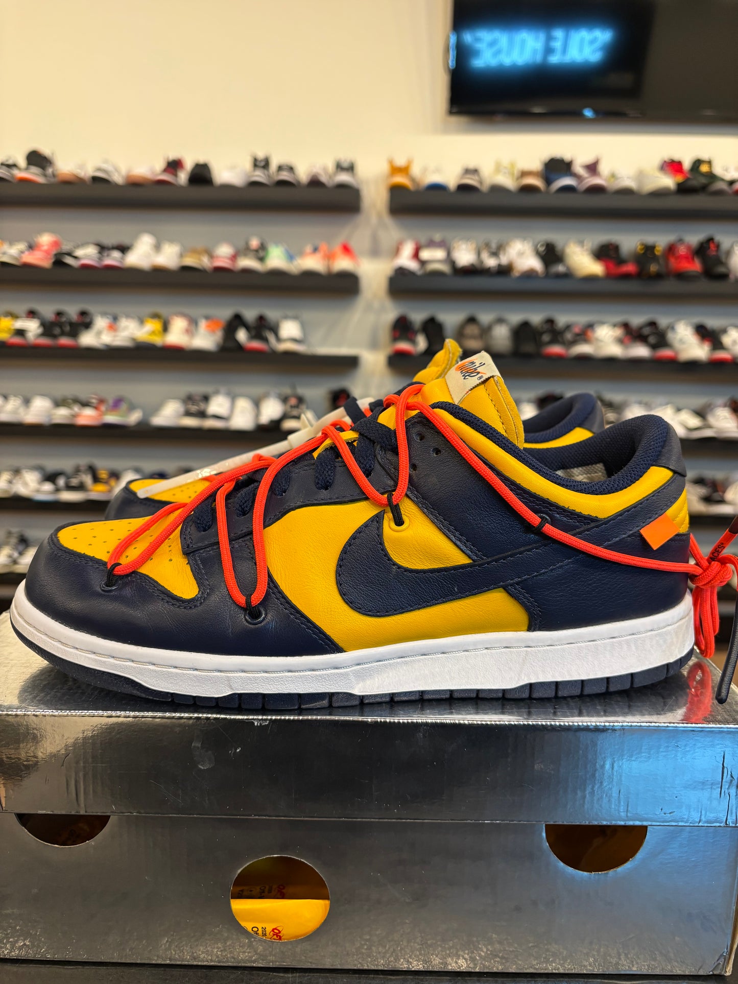 Nike Off-White Dunk Low University Gold Size 10 Pre-Owned