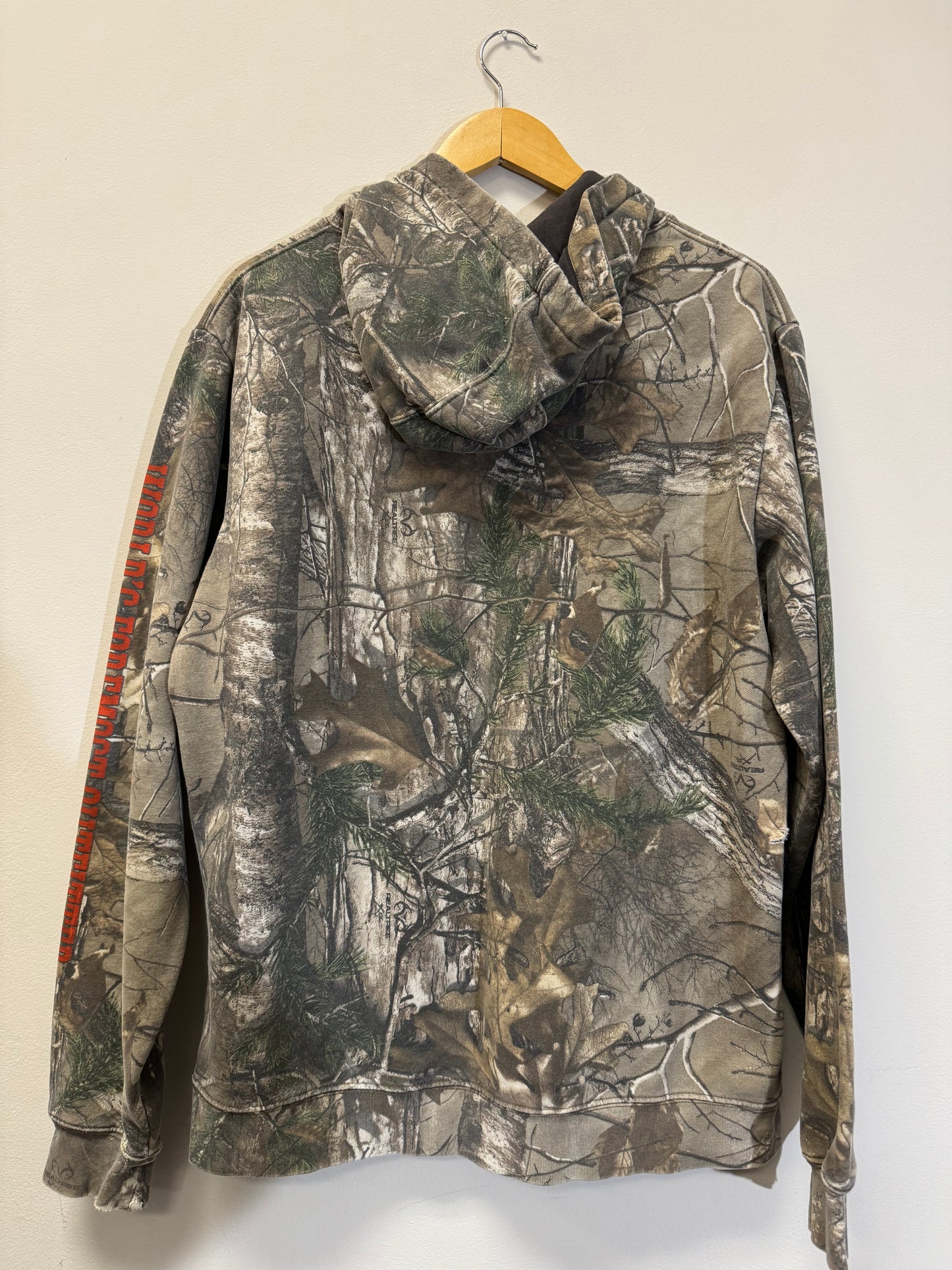 Camo Cabellas Hoodie Size Medium Vintage
