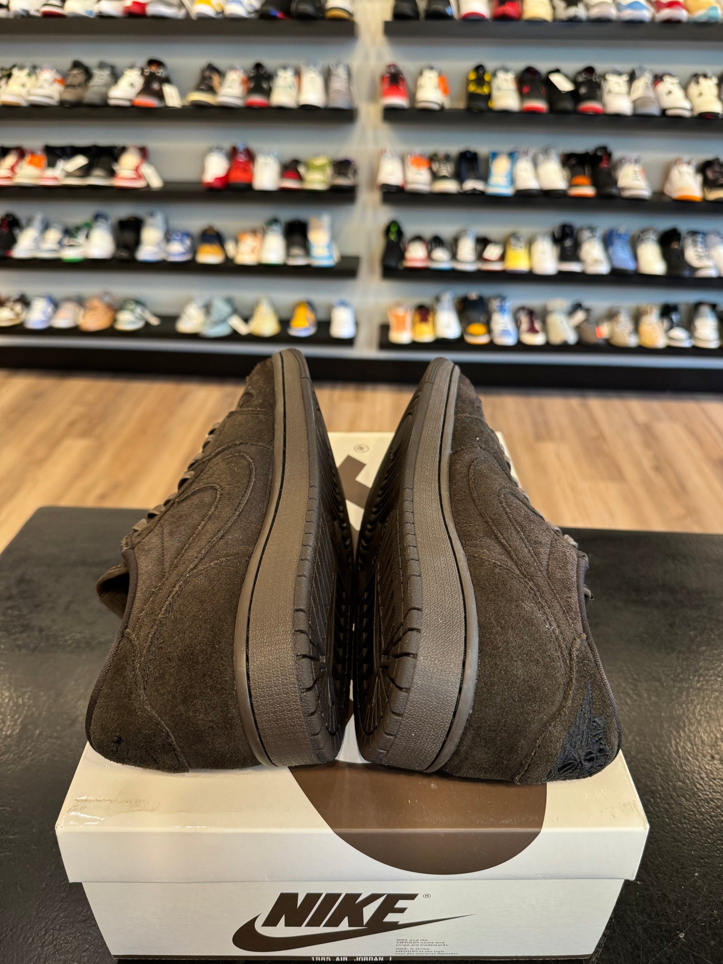 Jordan 1 Low Travis Scott Velvet Brown Size 10 Pre-Owned