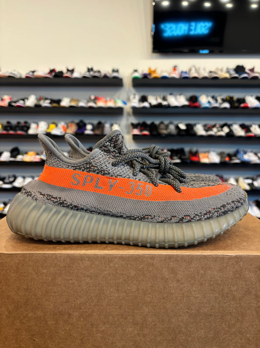 Yeezy 350 V2 Beluga Reflective Size 7.5 (9W) Pre-Owned (No Box)