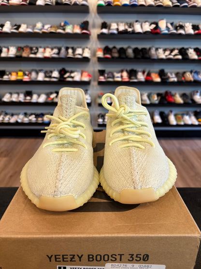 Yeezy 350 V2 Butter Size 9.5 Pre-Owned