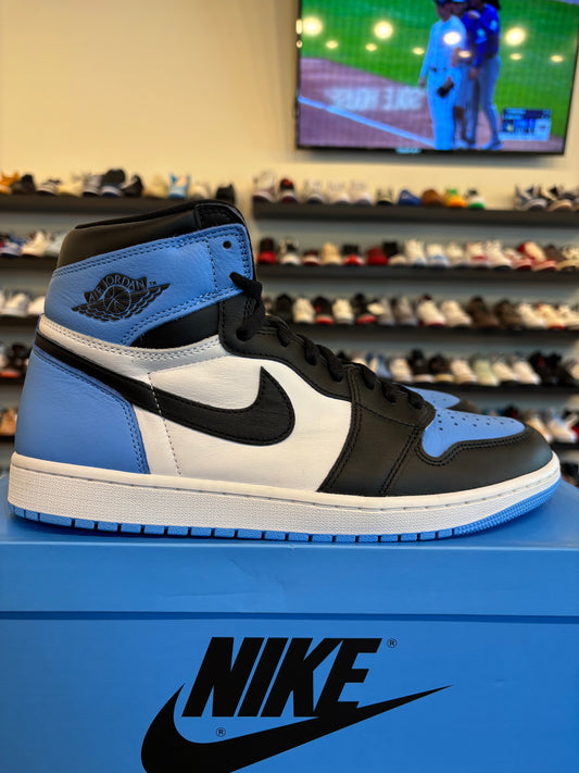 Jordan 1 UNC Toe Size 11.5 Pre-Owned
