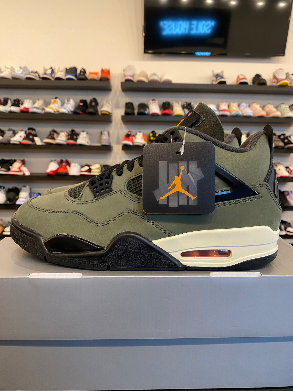 Jordan 4 Undefeated 2025 Size 10.5 Brand New