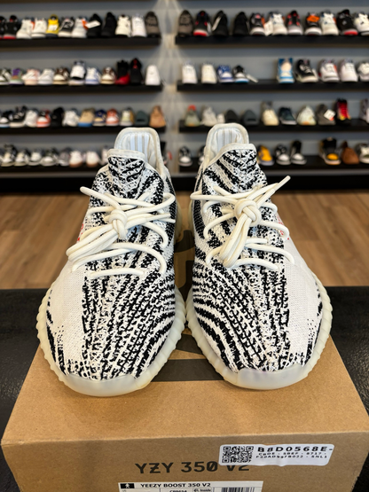 Yeezy 350 V2 Zebra Size 10 Pre-Owned