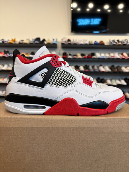 Jordan 4 Fire Red 2020 Size 9 Pre-Owned (No Box)