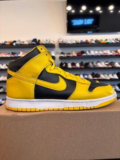 Nike Dunk High Maize Yellow Size 12 Pre-Owned (No Box)