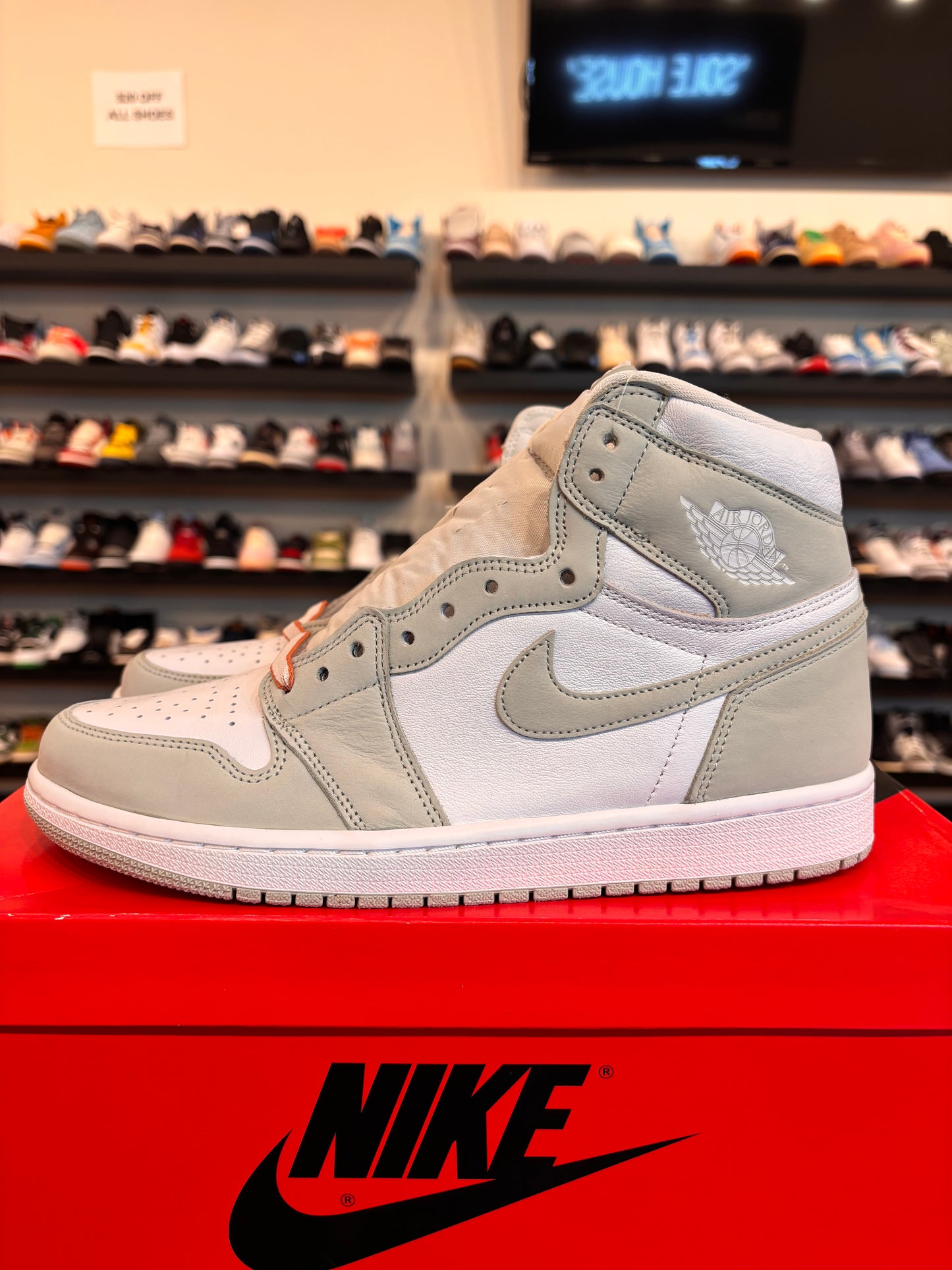 Jordan 1 Seafoam Size 9.5 (11W) Brand New