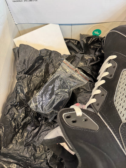 Jordan 5 Reimagined Black Metallic Size 12.5 Pre-Owned