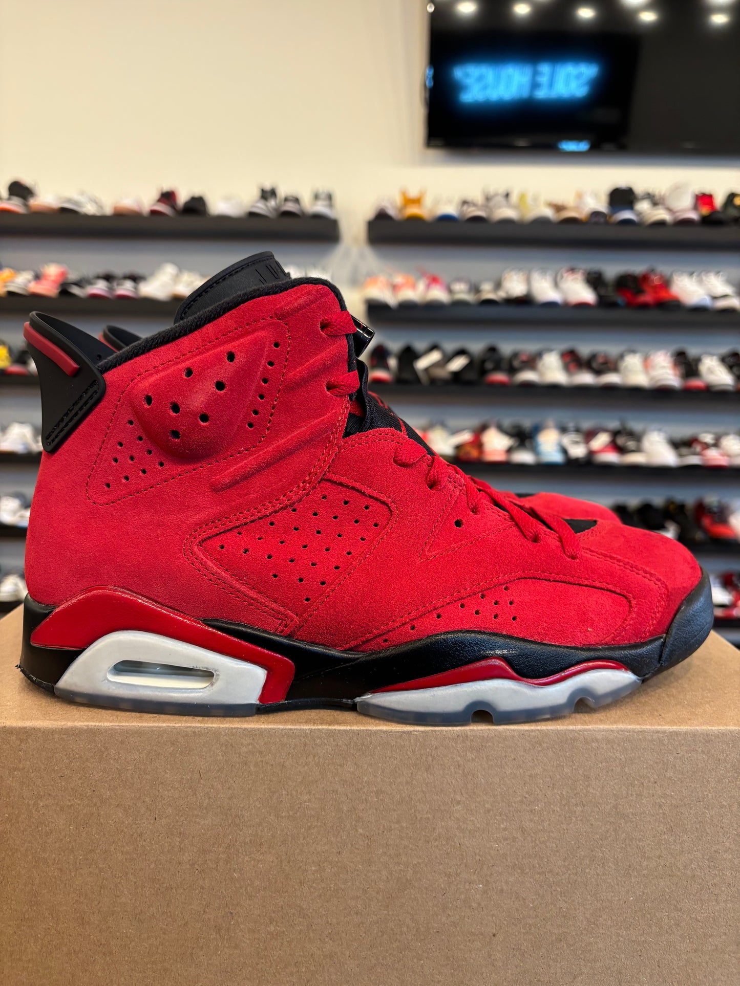 Jordan 6 Toro Bravo Size 8.5 Pre-Owned (No Box)