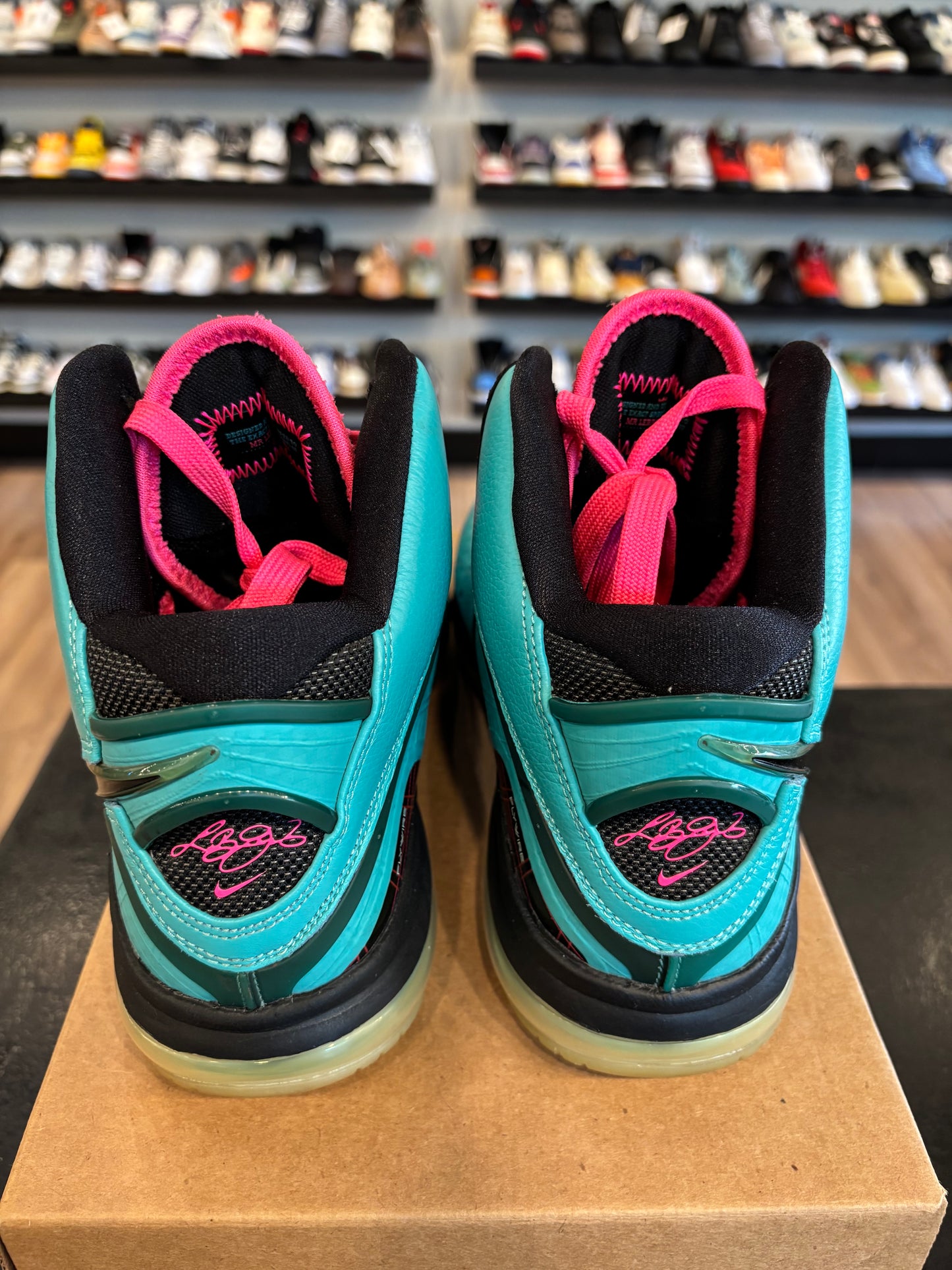 Nike LeBron 8 Pre-Heat South Beach Size 10.5 Pre-Owned (No Box)