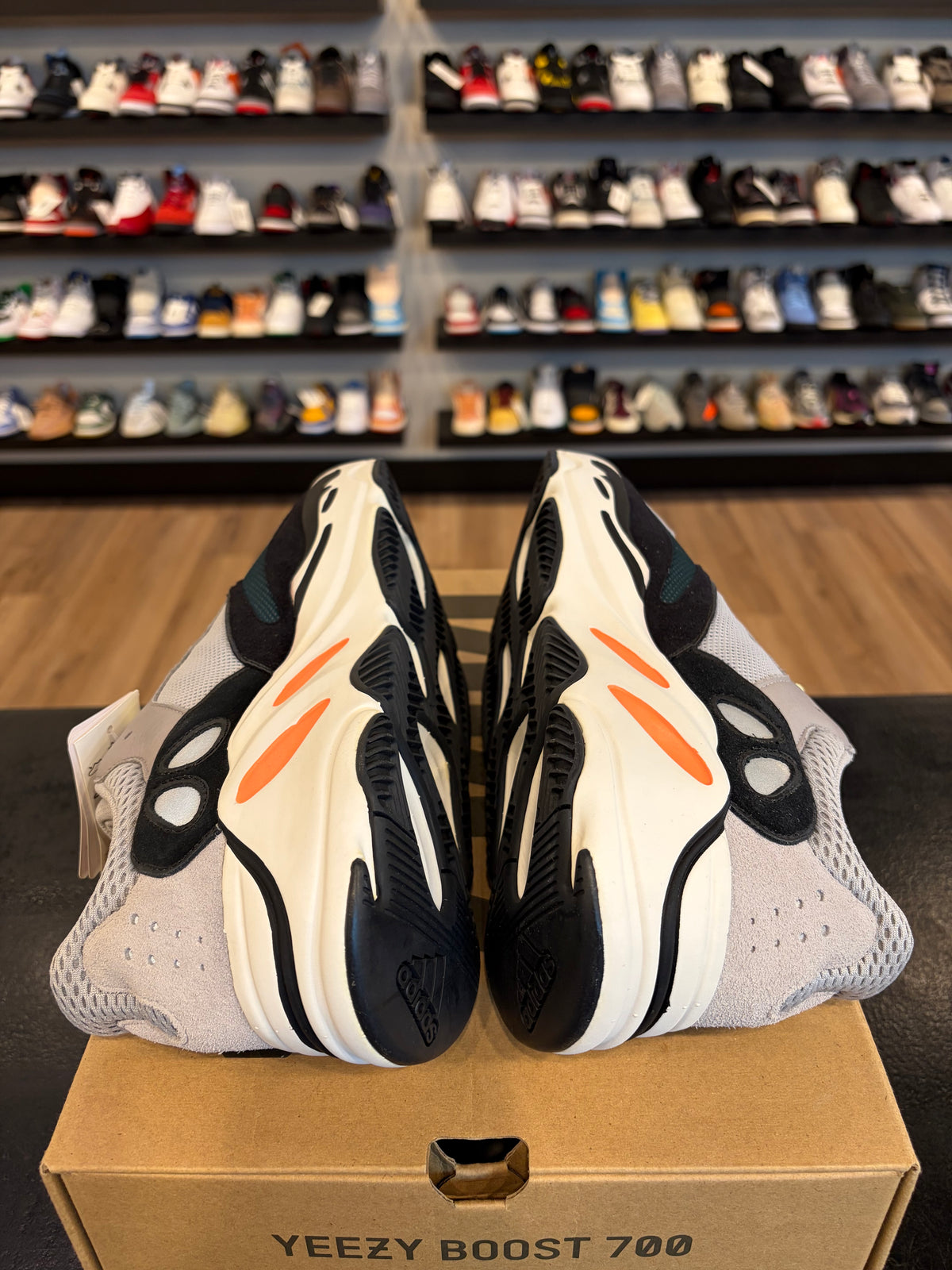 Yeezy 700 Wave Runner Size 10.5 Brand New