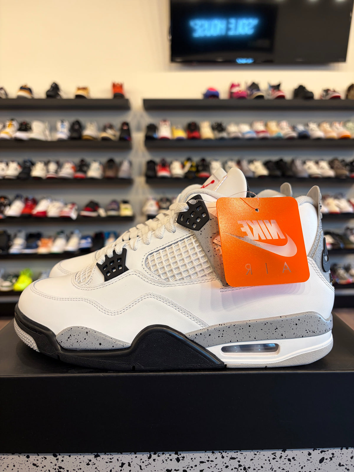 Jordan 4 White Cement 2025 Size 8.5 Brand New