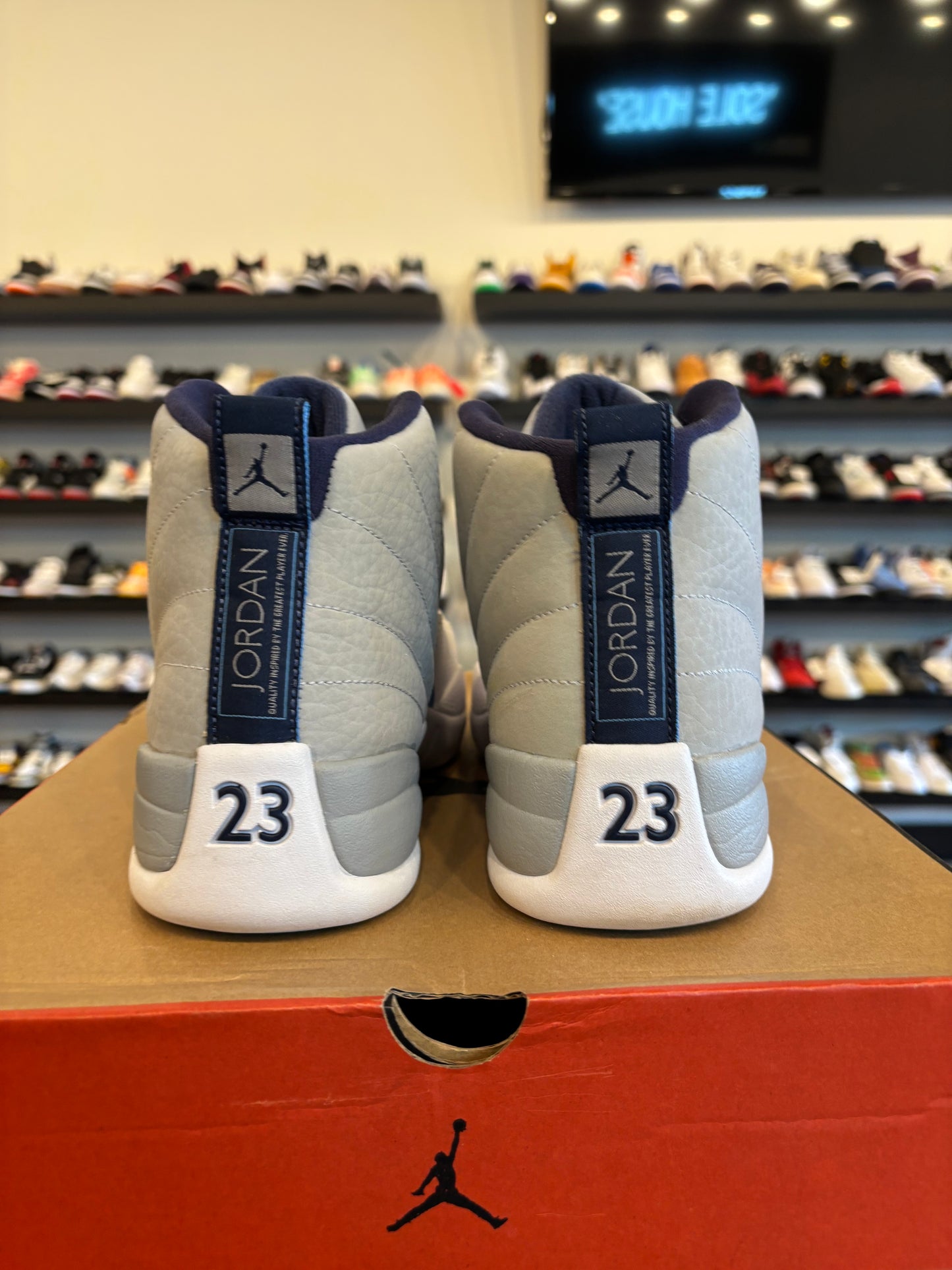 Jordan 12 Wolf Grey Size 10.5 Pre-Owned