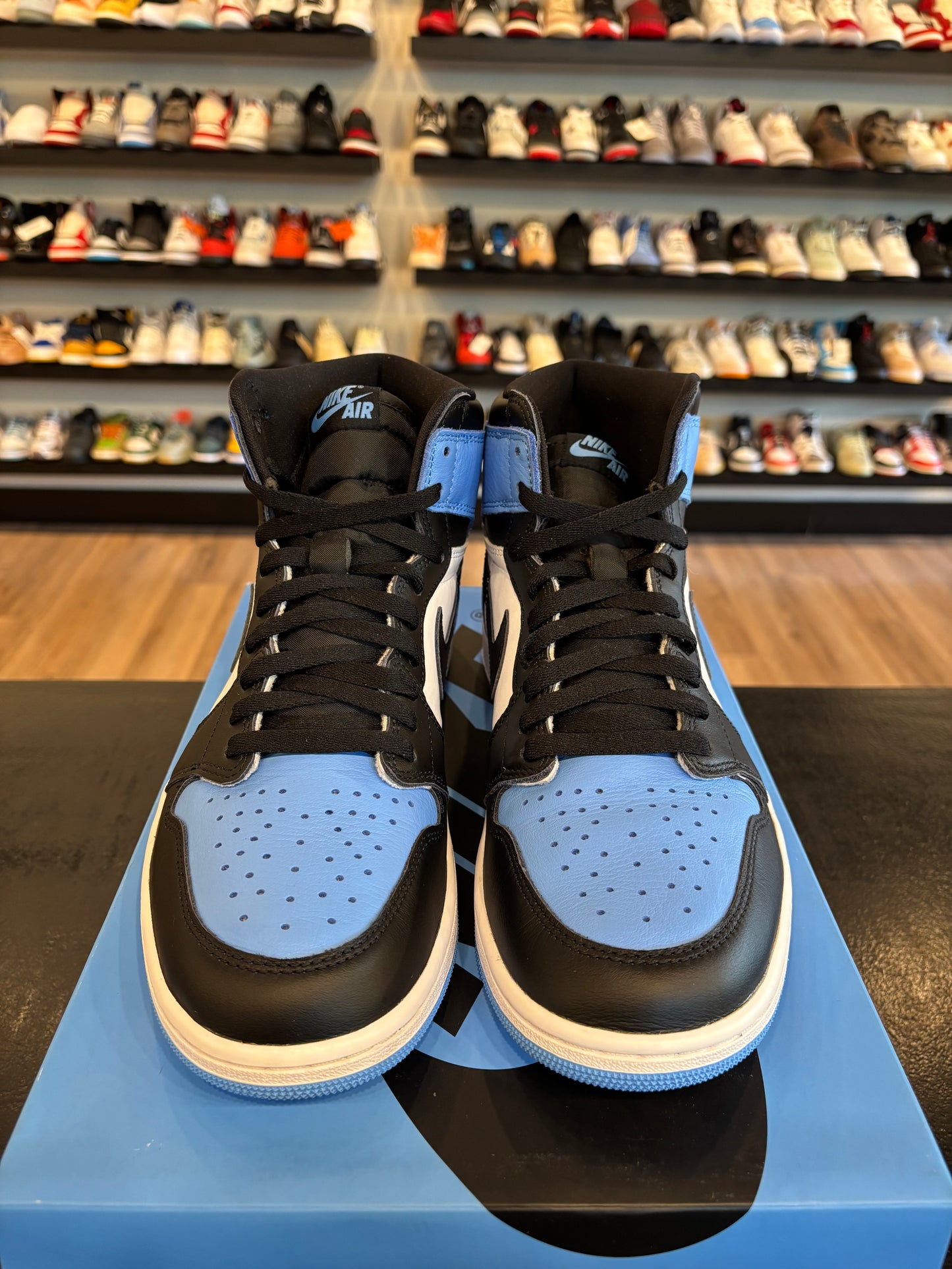 Jordan 1 UNC Toe Size 11.5 Pre-Owned